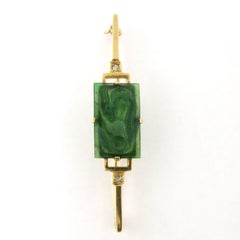 Broche de oro amarillo de 14k con un jade y diamantes talla única de hasta 0,03 ct