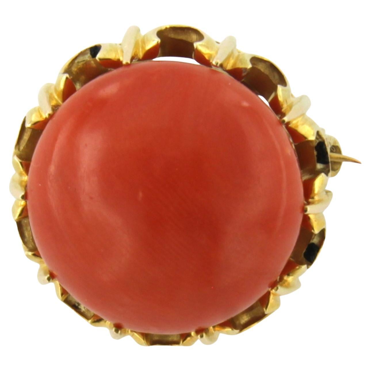 Spilla in oro giallo 14k con corallo - 8,7 grammi