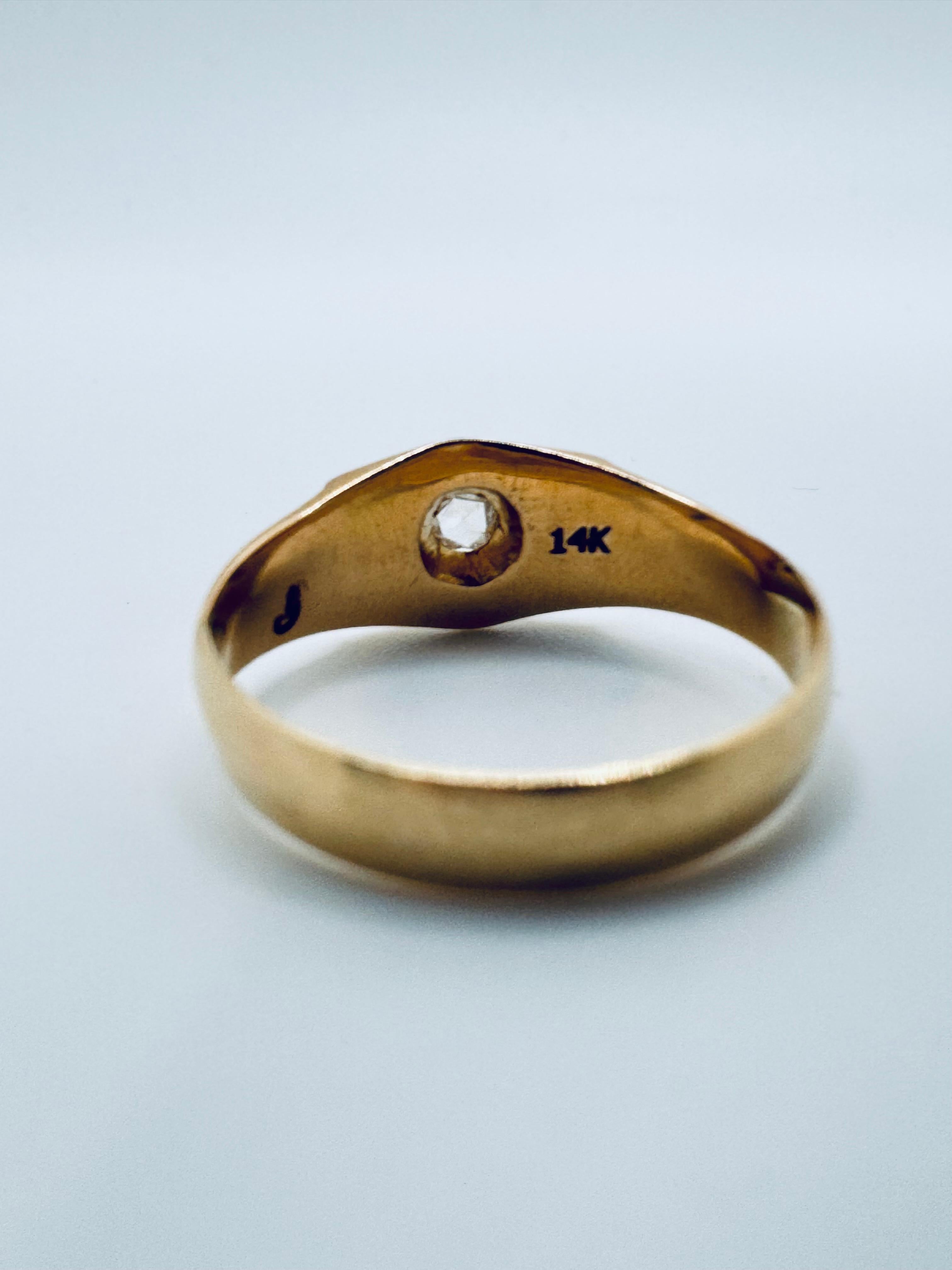 Bague à chaton en or jaune 14K avec diamant brut en vente 2