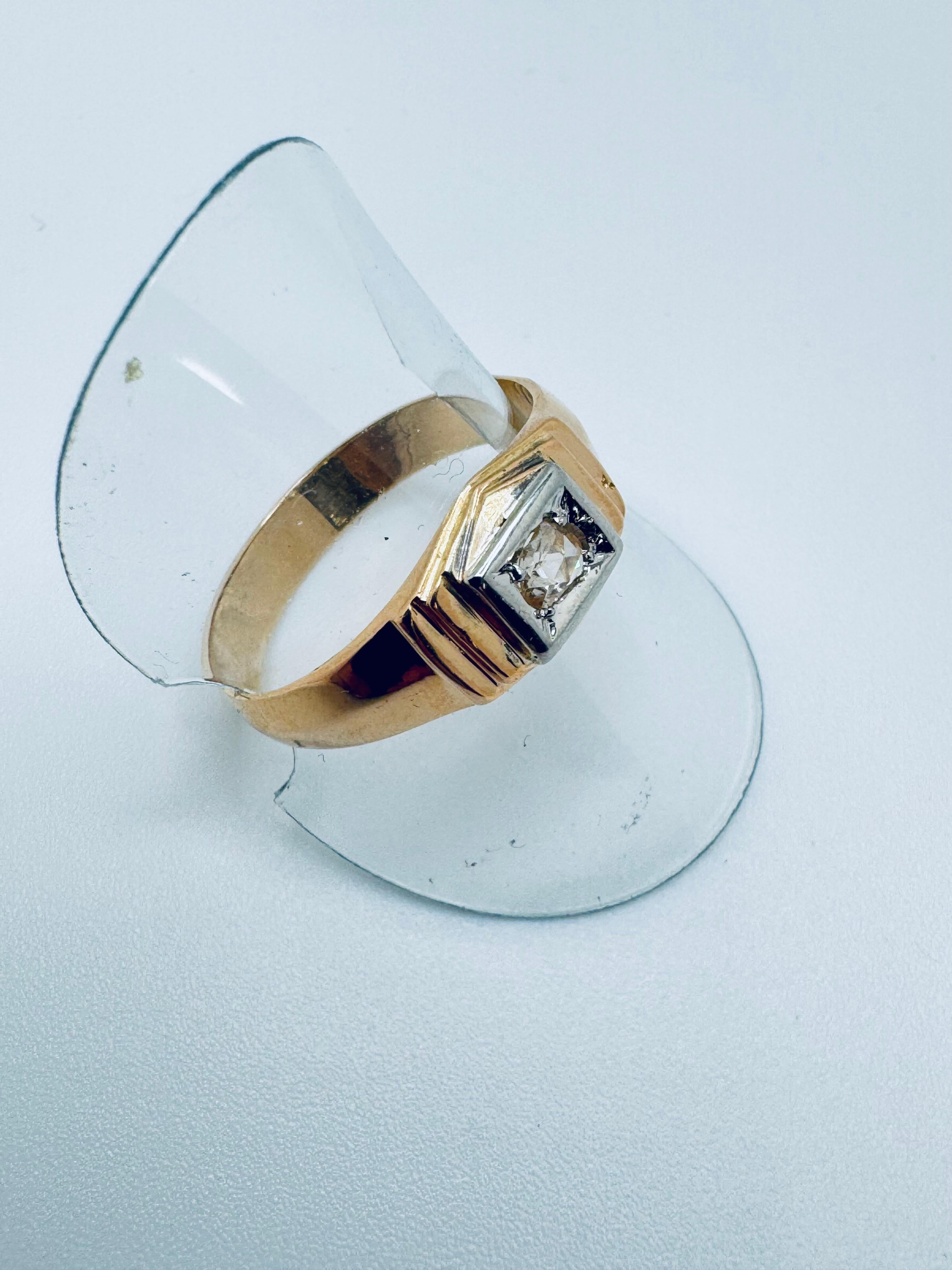 Bague à chaton en or jaune 14K avec diamant brut en vente 3