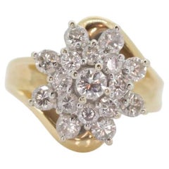 Bague marguerite en or jaune 14k Bypass. Bague à flocon de neige en diamant rond 1ctw.