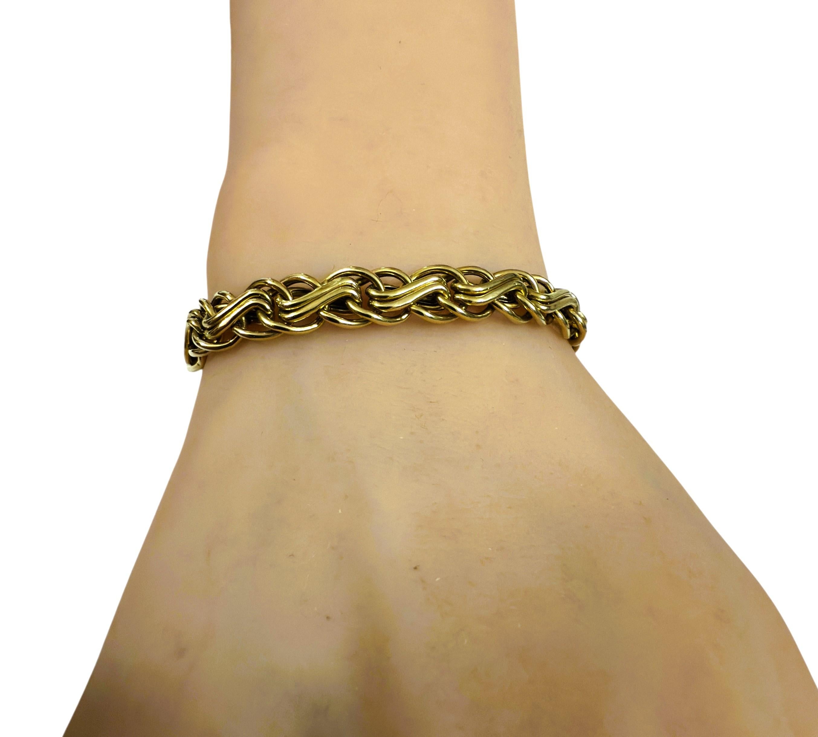 Bracelet de chaîne byzantine en or jaune 14K 7.46 grammes 7.25 Inches - Italie en vente 2