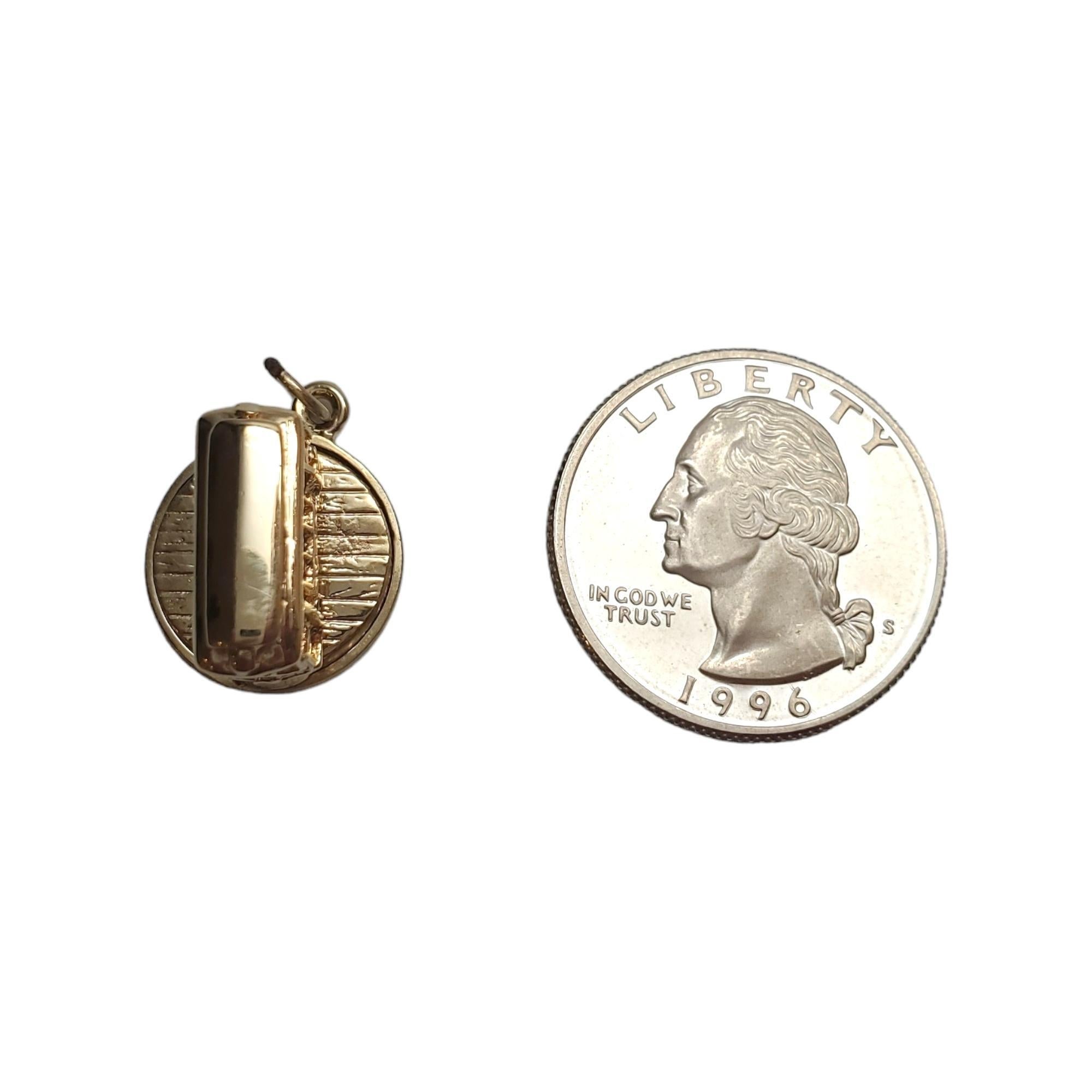 14K Yellow Gold Cable Car Charm #17856 For Sale 4