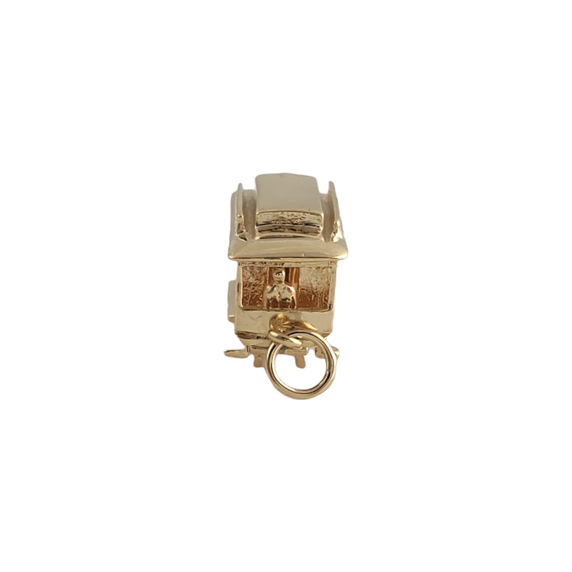 Charm per funivia in oro giallo 14K! 

Adorerai questo adorabile ciondolo a forma di funivia!  

Dimensioni: 11,86 mm X 21,25 mm

Peso:  5.5gr /  3.5dwt

Marchio di garanzia: 14K 

Ottime condizioni, lucidato professionalmente.

Verrà confezionato