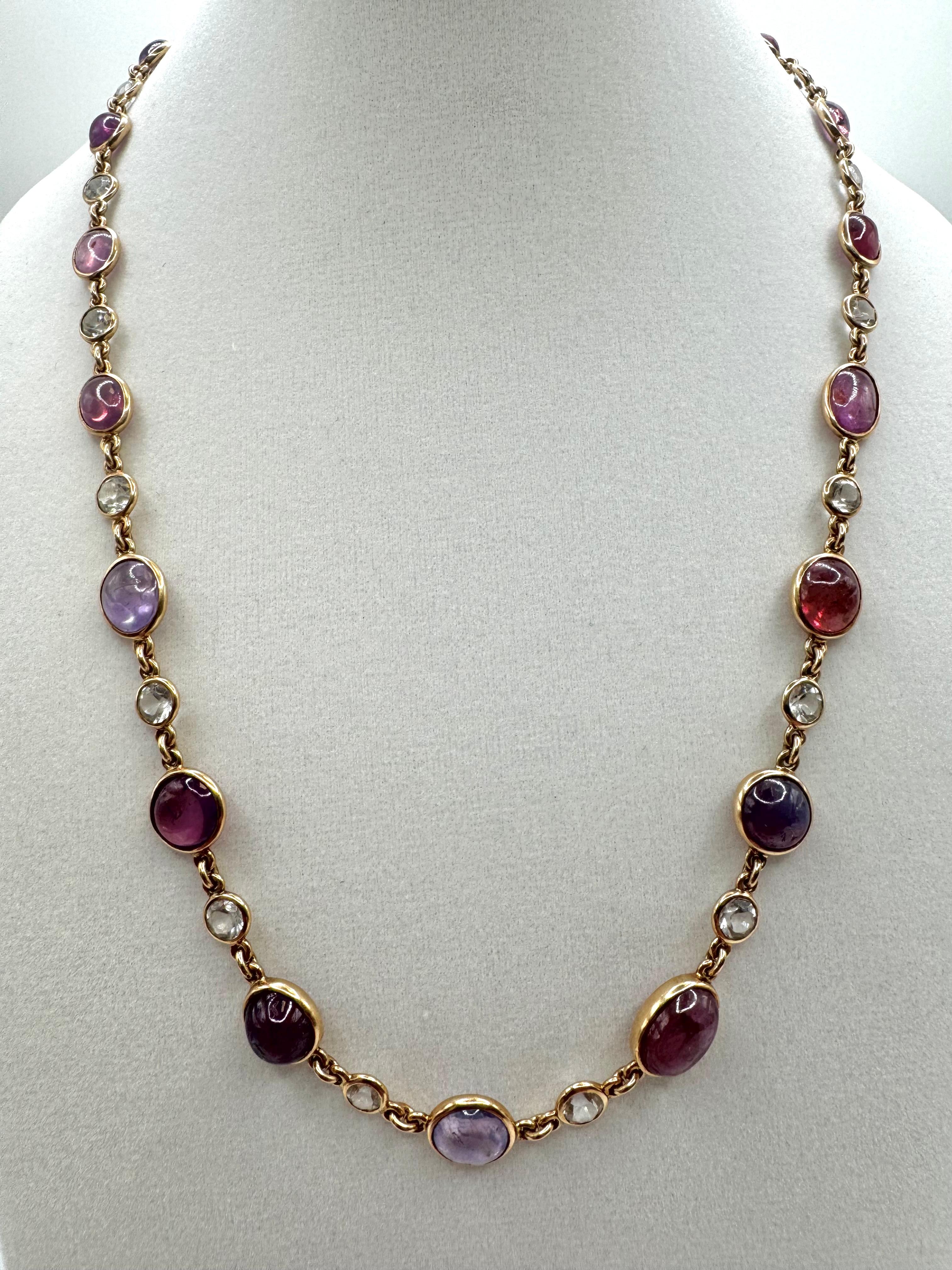 14K Yellow Gold Cabochon Sapphire and White Sapphire Necklace In condizioni ottime in vendita a Great Neck Plaza, NY