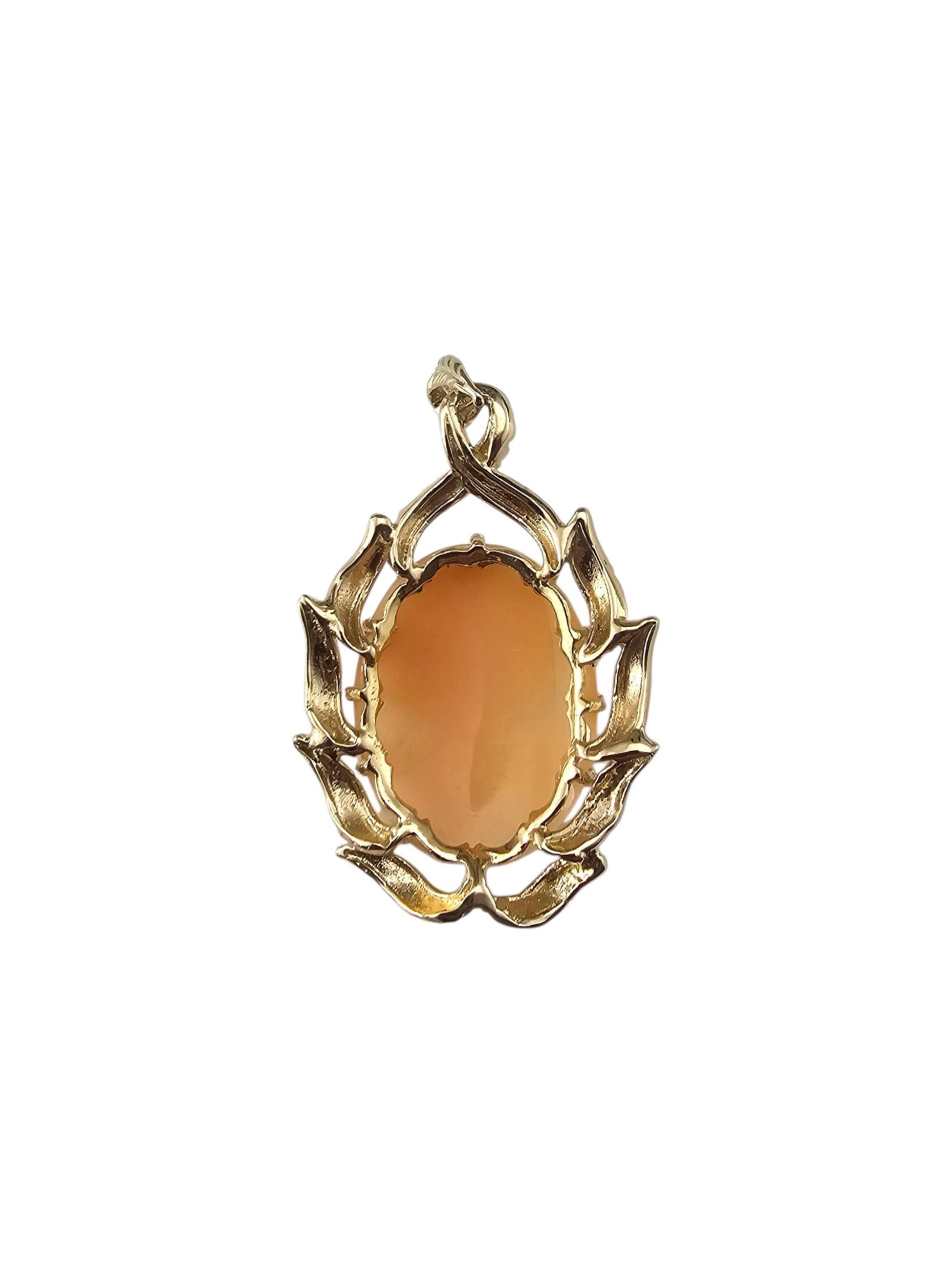 Colgante camafeo de oro amarillo de 14 quilates nº 24080 en Bueno estado para la venta en Washington Depot, CT