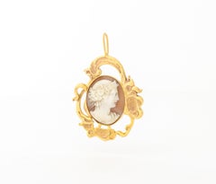 14K Yellow Gold Cameo Pendant