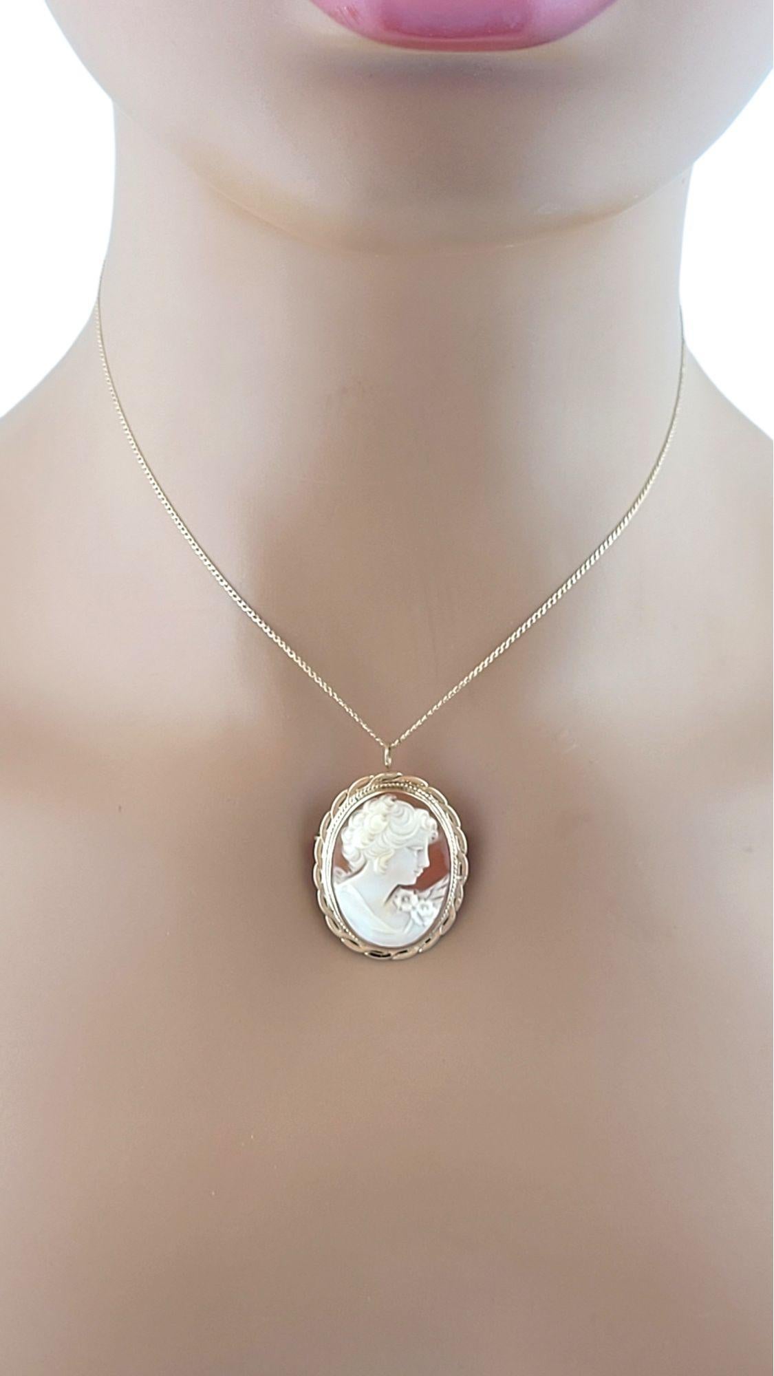 14K Yellow Gold Cameo Pin/Pendant #14567 For Sale 4
