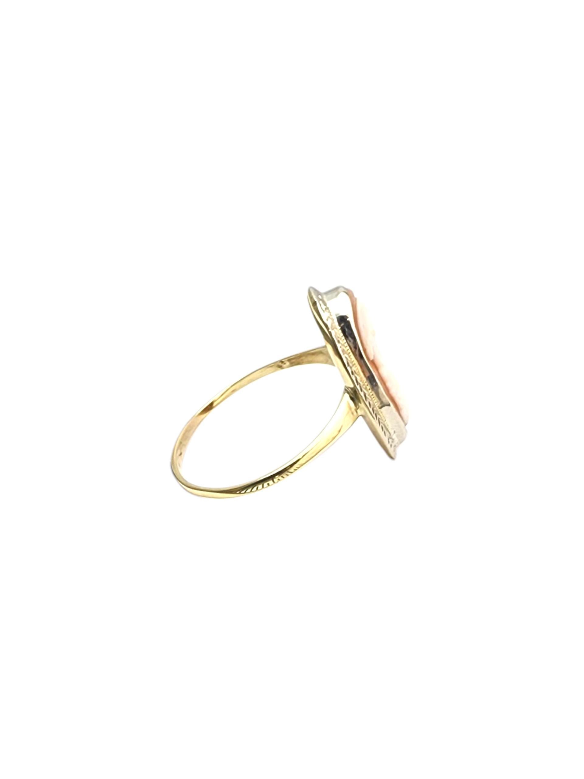 14K Yellow Gold Cameo Ring #22896 In Good Condition For Sale In Washington Depot, CT