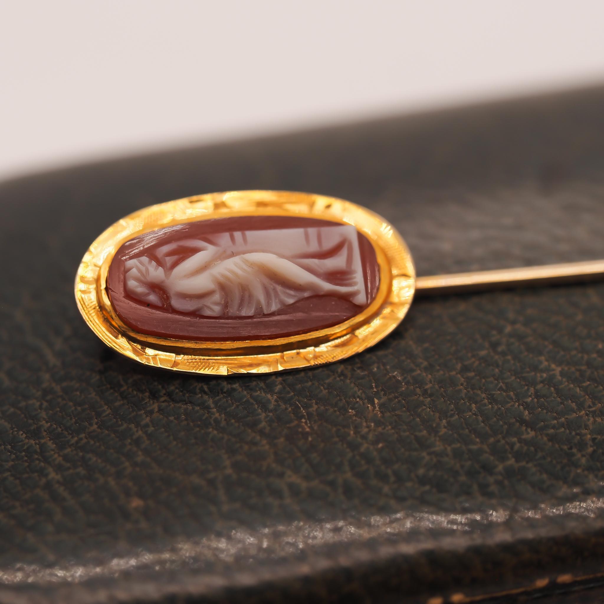 Item Details:
Metal Type: 14K Yellow Gold [Hallmarked, and Tested]
Weight: 1.5 grams
Pin Measurements:
Diameter: 2 inches
Condition: Excellent