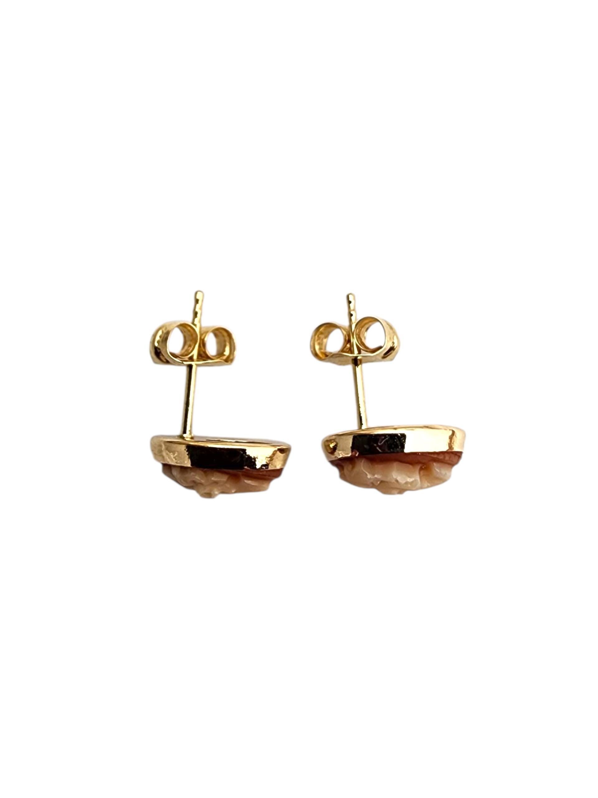 Pendientes de oro amarillo de 14 quilates con camafeo #22747 en Bueno estado para la venta en Washington Depot, CT