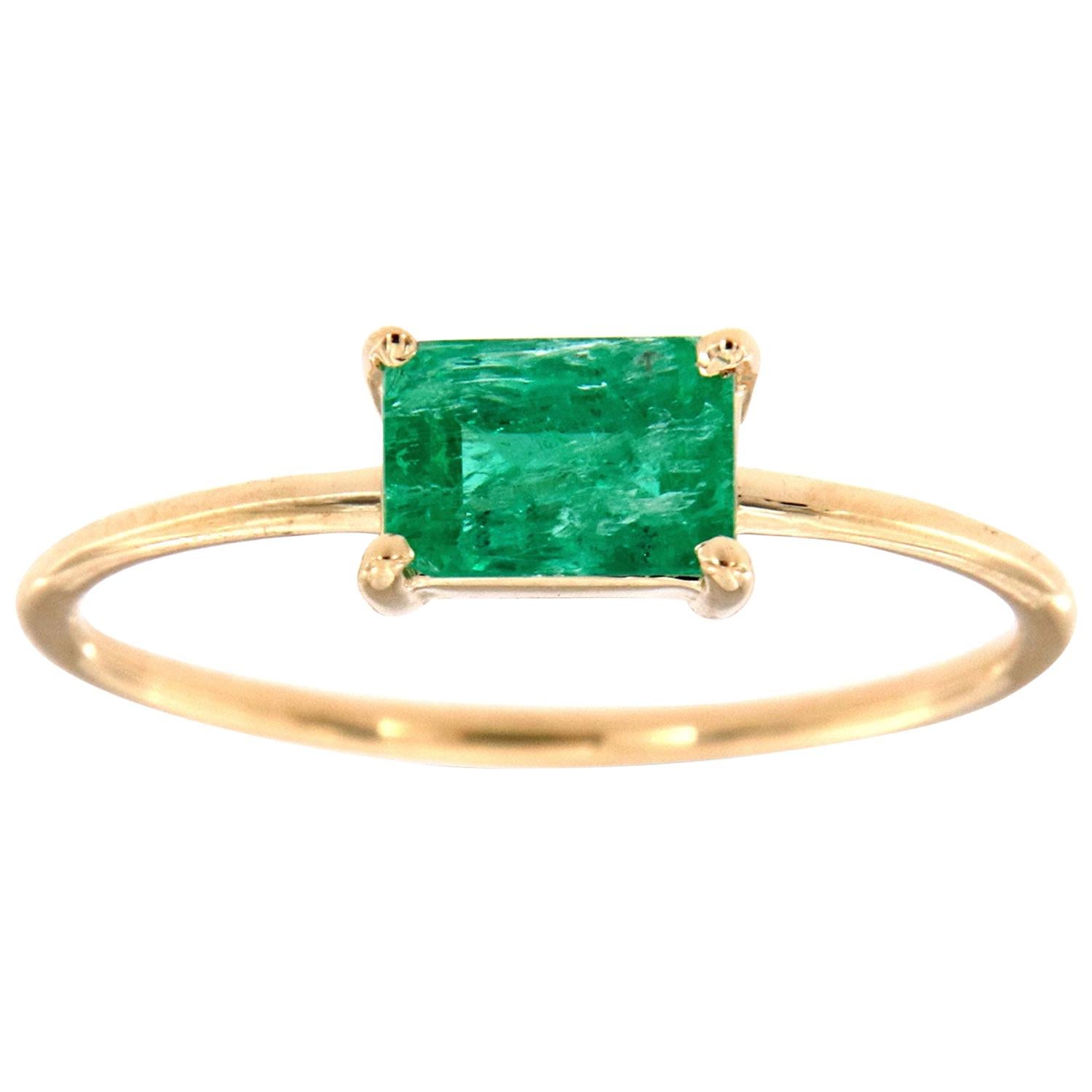 Bague solitaire en or jaune 14 carats avec émeraude rustique verte de 0,60 carat