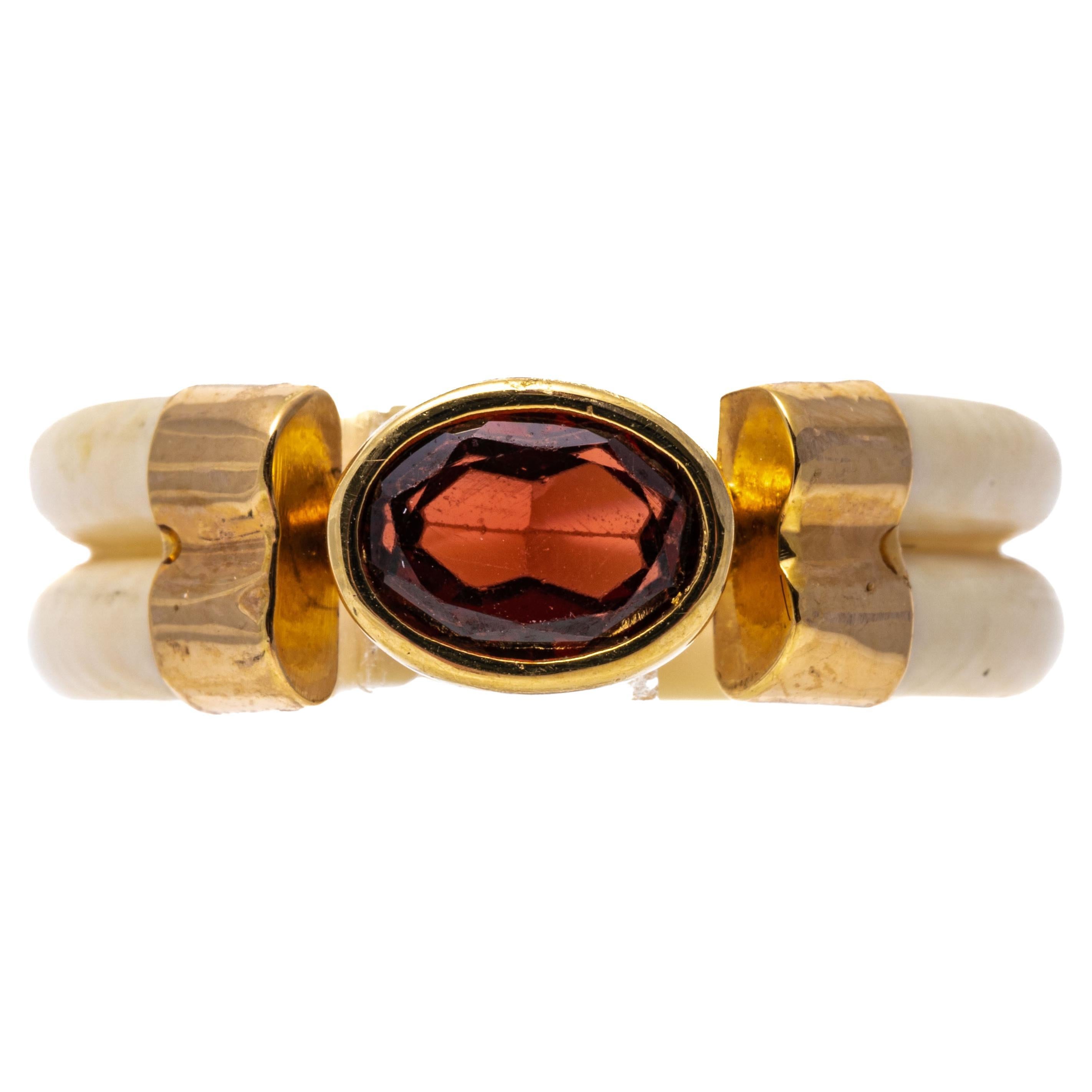 14k Yellow Gold Carved Bone And Bezel Set Garnet Band Ring, Size 7.25 For Sale