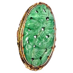 14k Yellow Gold Carved Jade Vintage Ring