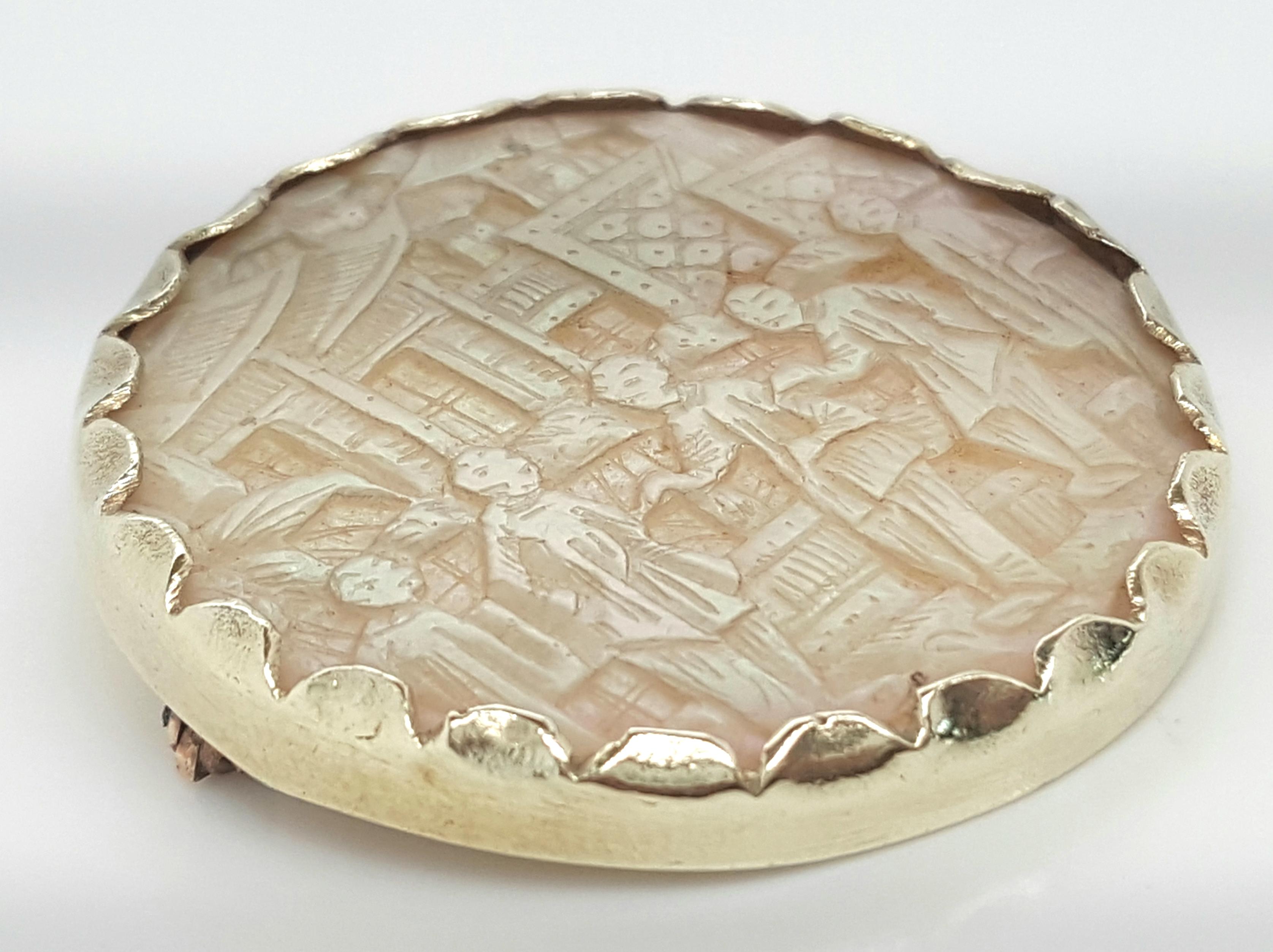 Round Cut 14 Karat Yellow Gold Carved Mother of Pearl Brooch For Sale