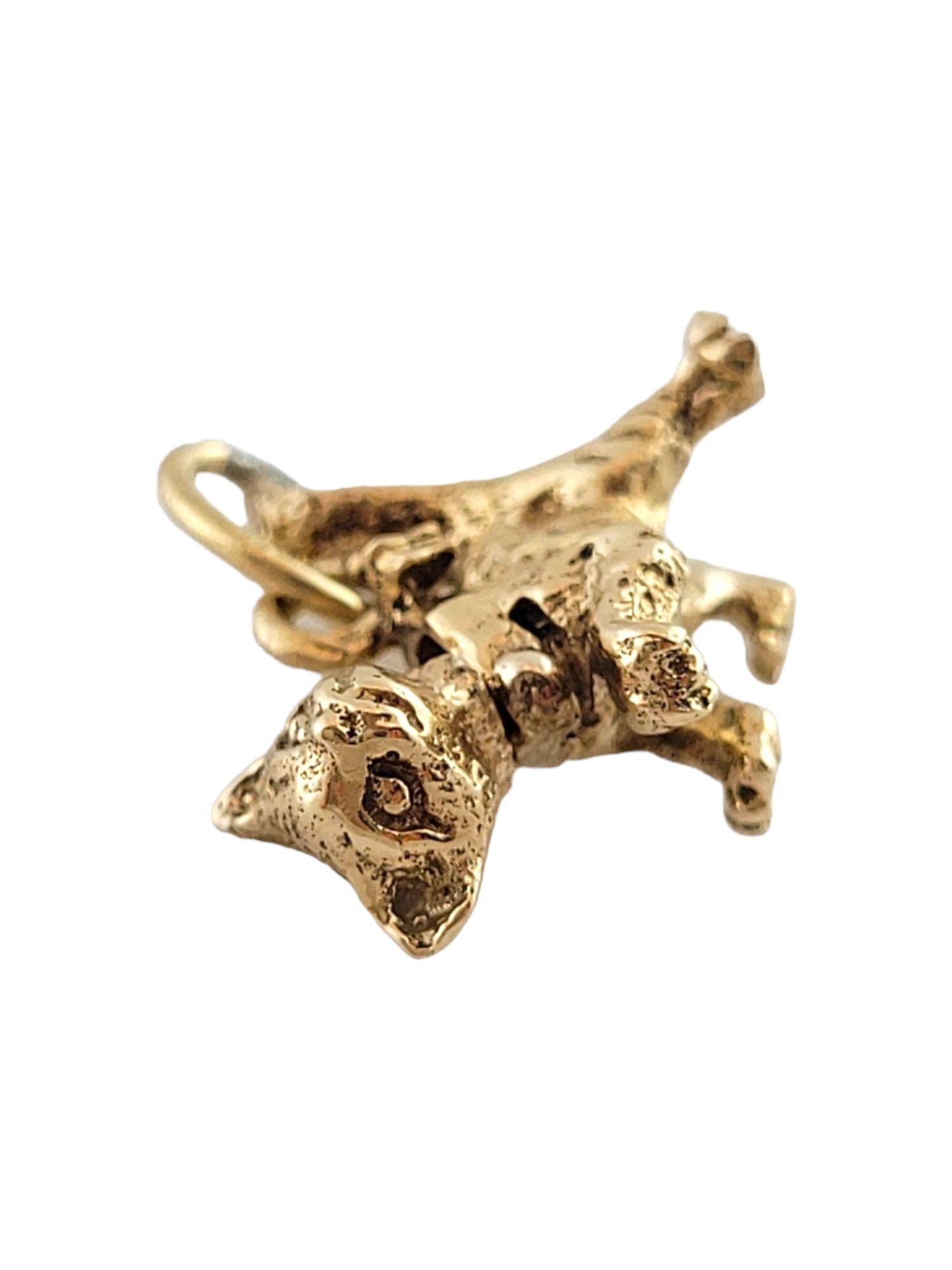 14K Yellow Gold Cat Charm #14859 For Sale 1