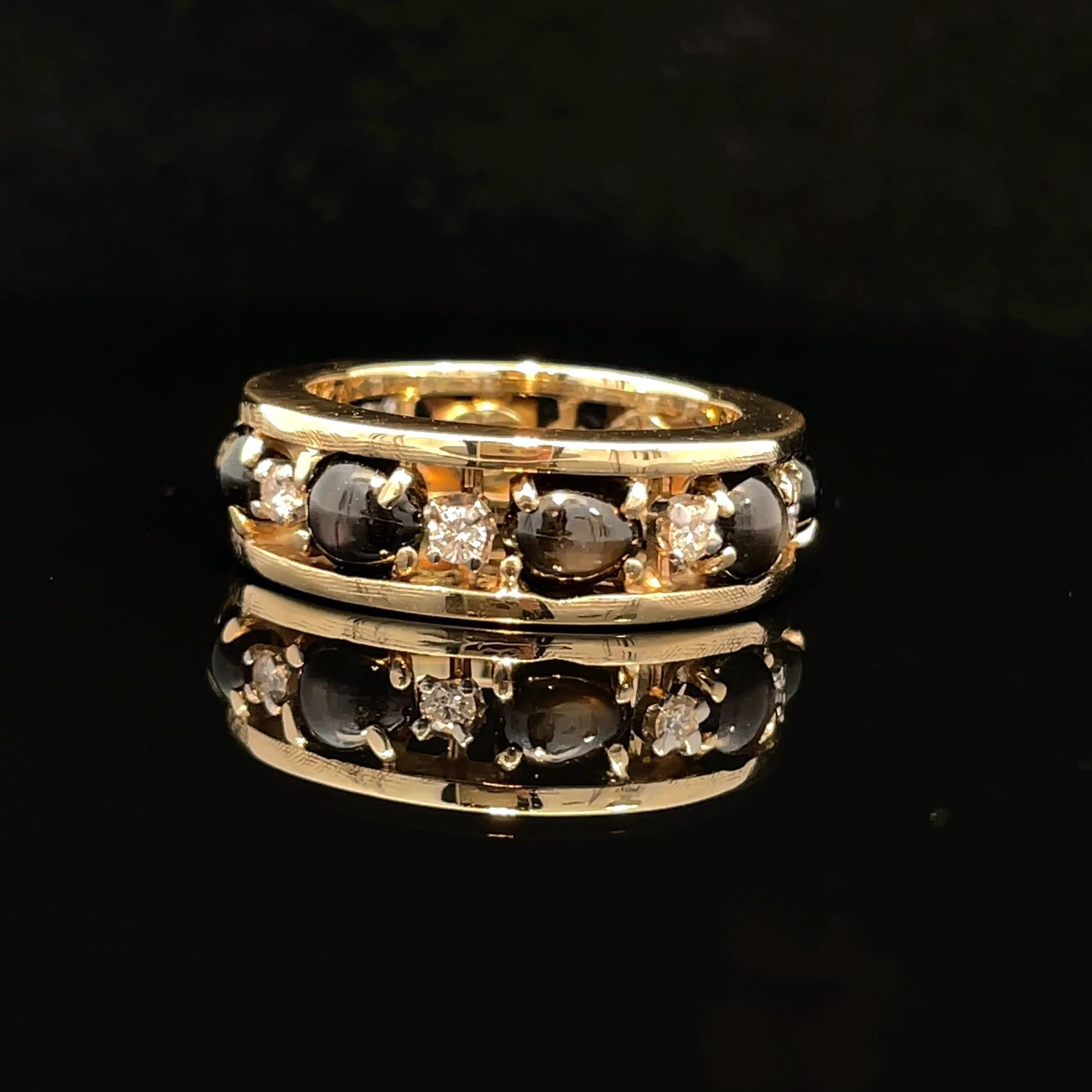 Anello a fascia con occhio di gatto e diamante in oro giallo 14k In condizioni ottime in vendita a New York, NY