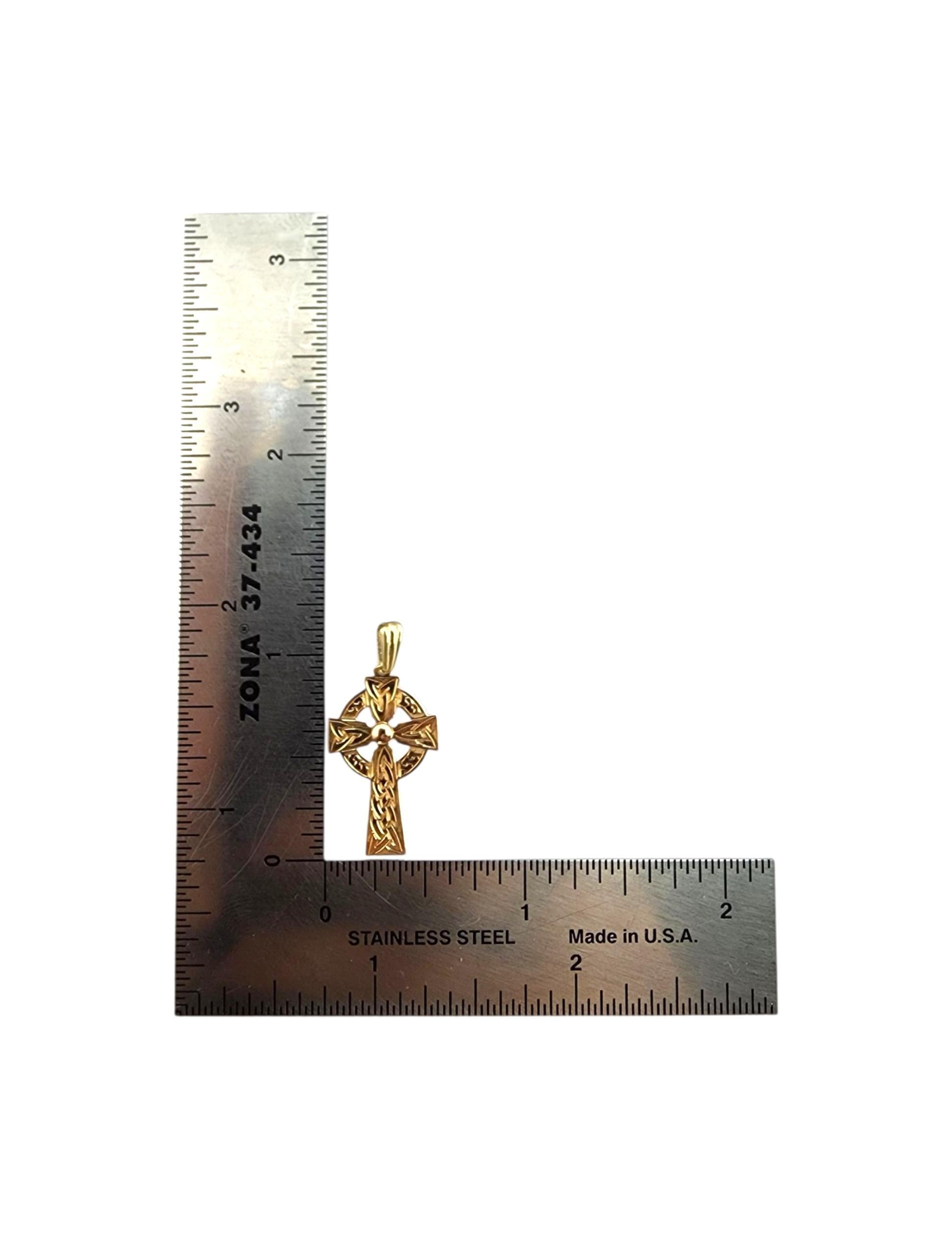 14K Yellow Gold Celtic Cross Pendant #22497 For Sale 2