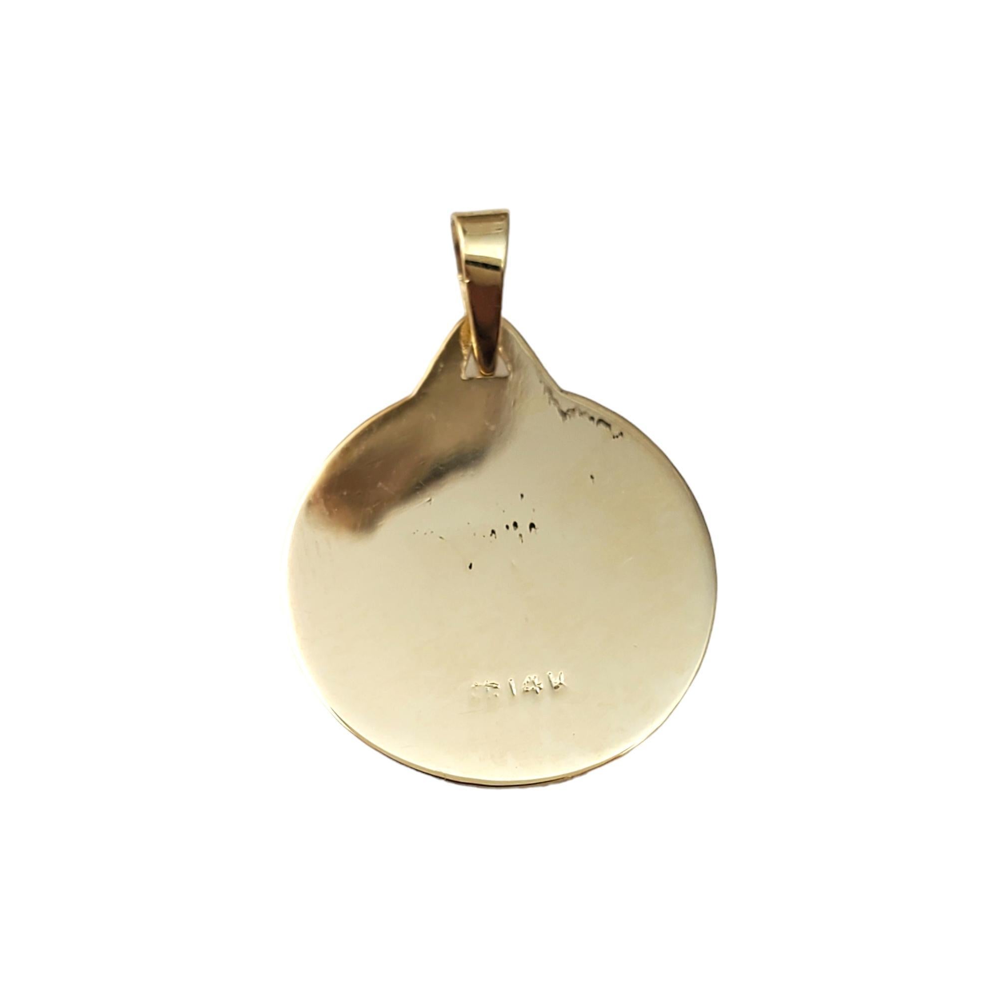 14K Yellow Gold Chai Disc Charm #16508 In Good Condition In Washington Depot, CT