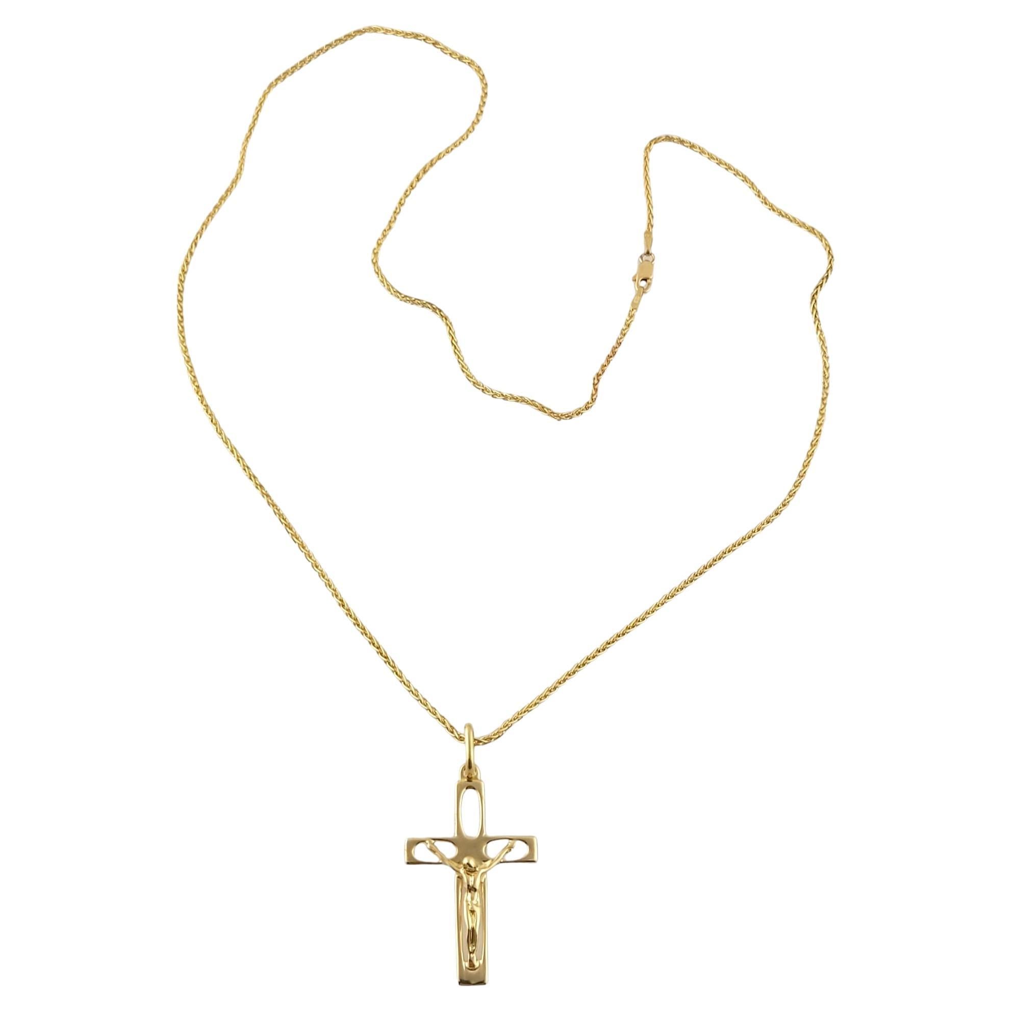 14k Yellow Gold Chain and Cross For Sale