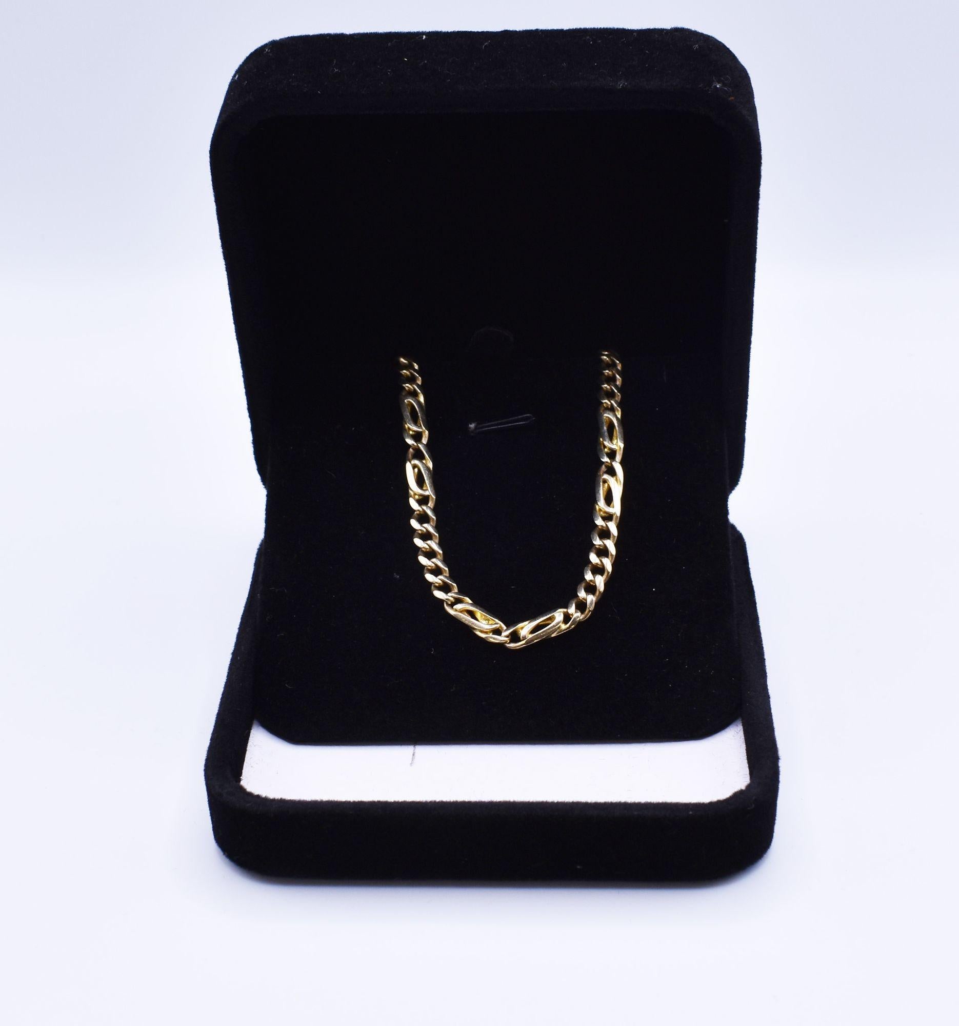 14k Gold chain. 32.6g. RRP: £3,260.