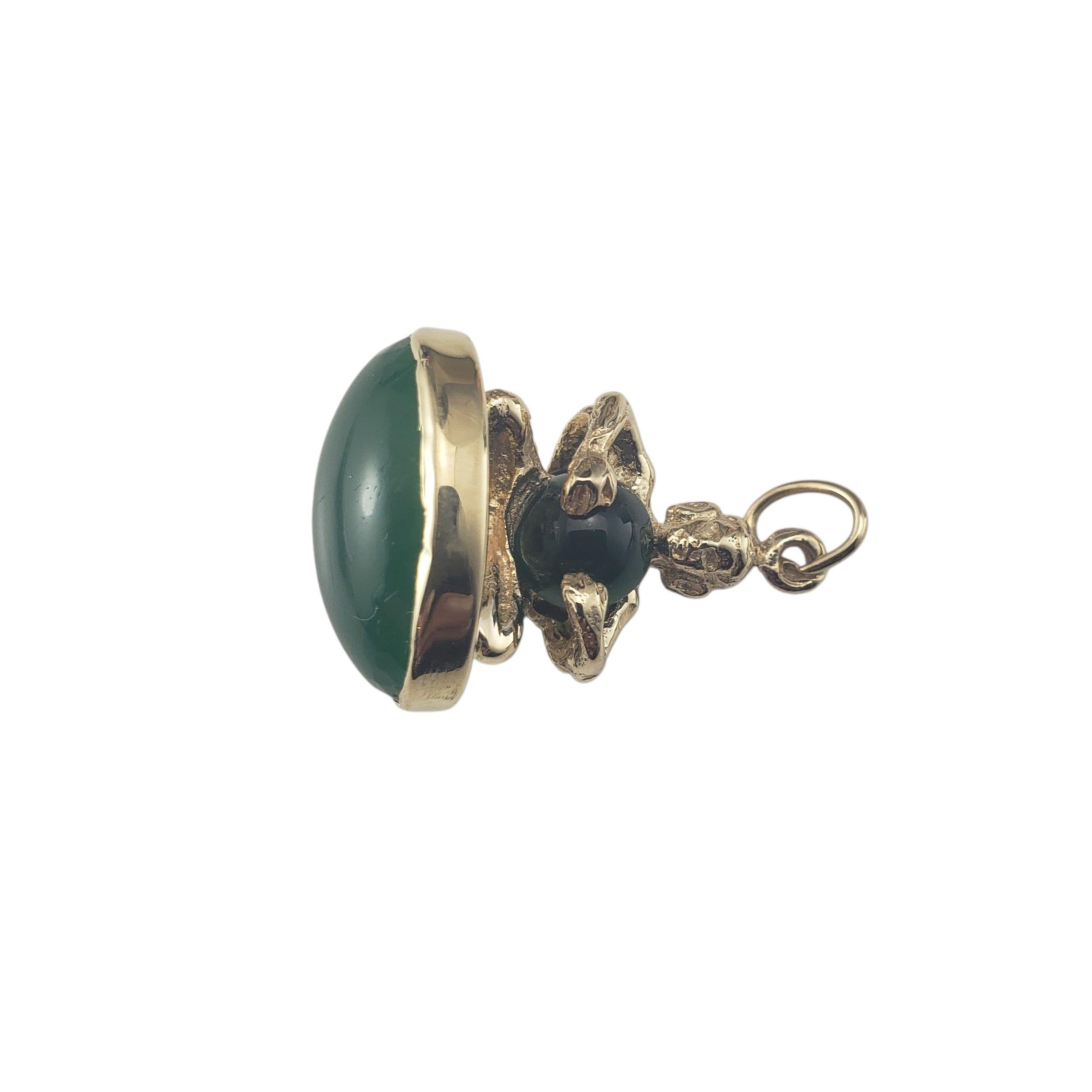 14K Yellow Gold Chalcedony Double-Sided Figure Pendant JAGi Certified #22651 In Good Condition For Sale In Washington Depot, CT
