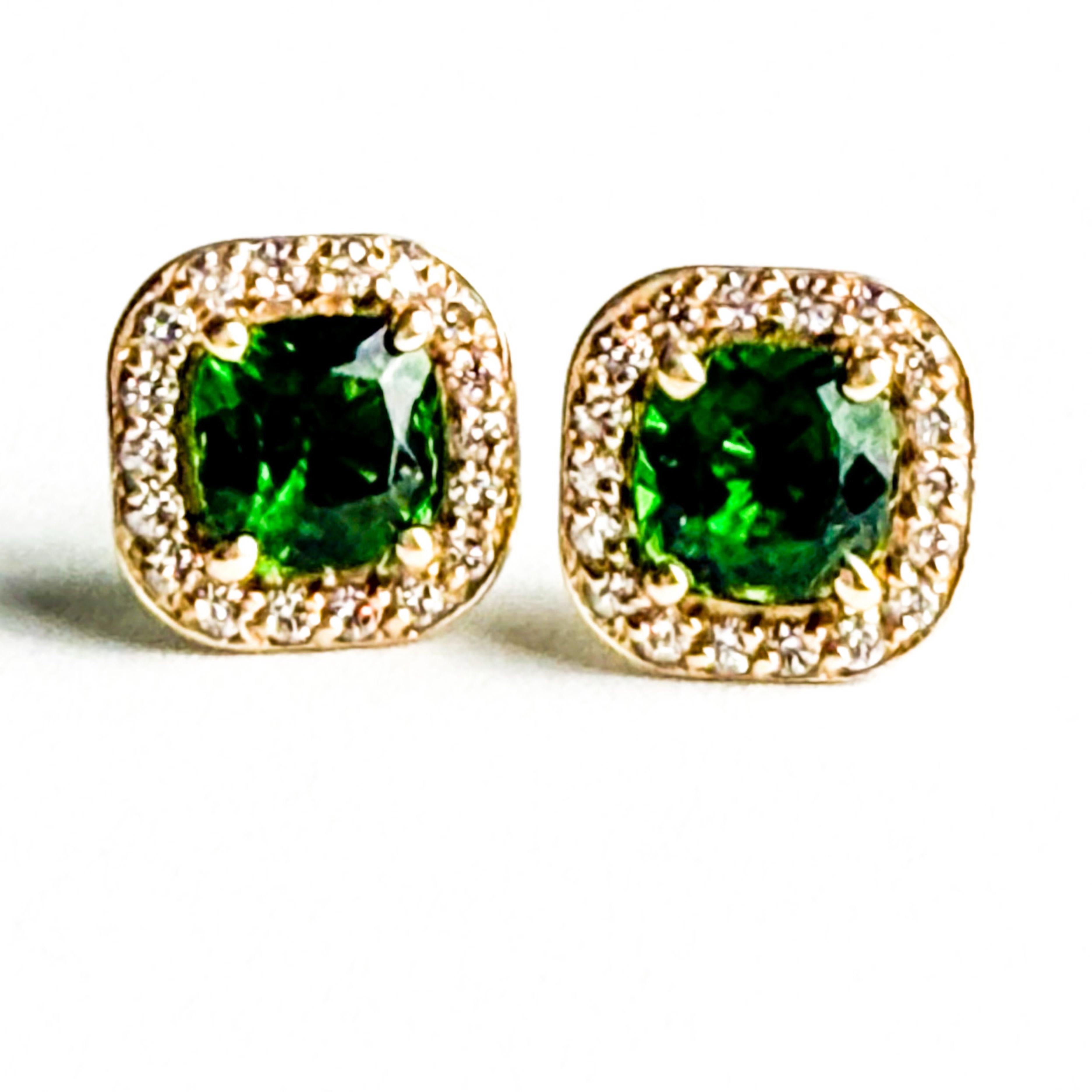 Boucles d'oreilles Halo en or jaune 14K avec diopside chromé Neuf - En vente à New York, NY