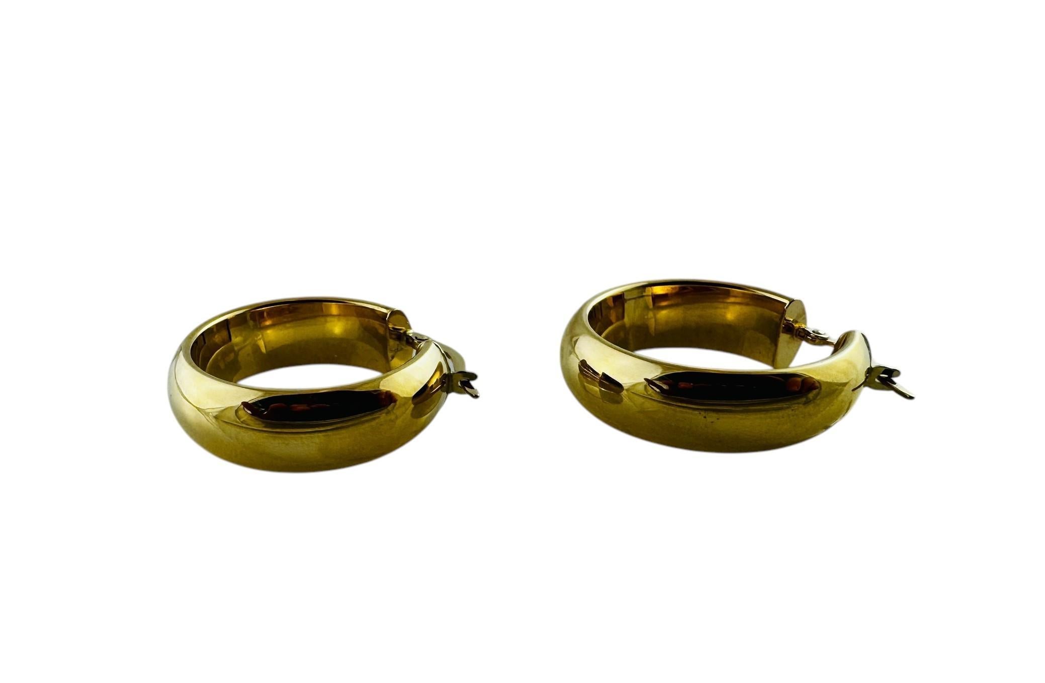 14K Yellow Gold Chunky Circular Hoop Earrings #20690 For Sale 2