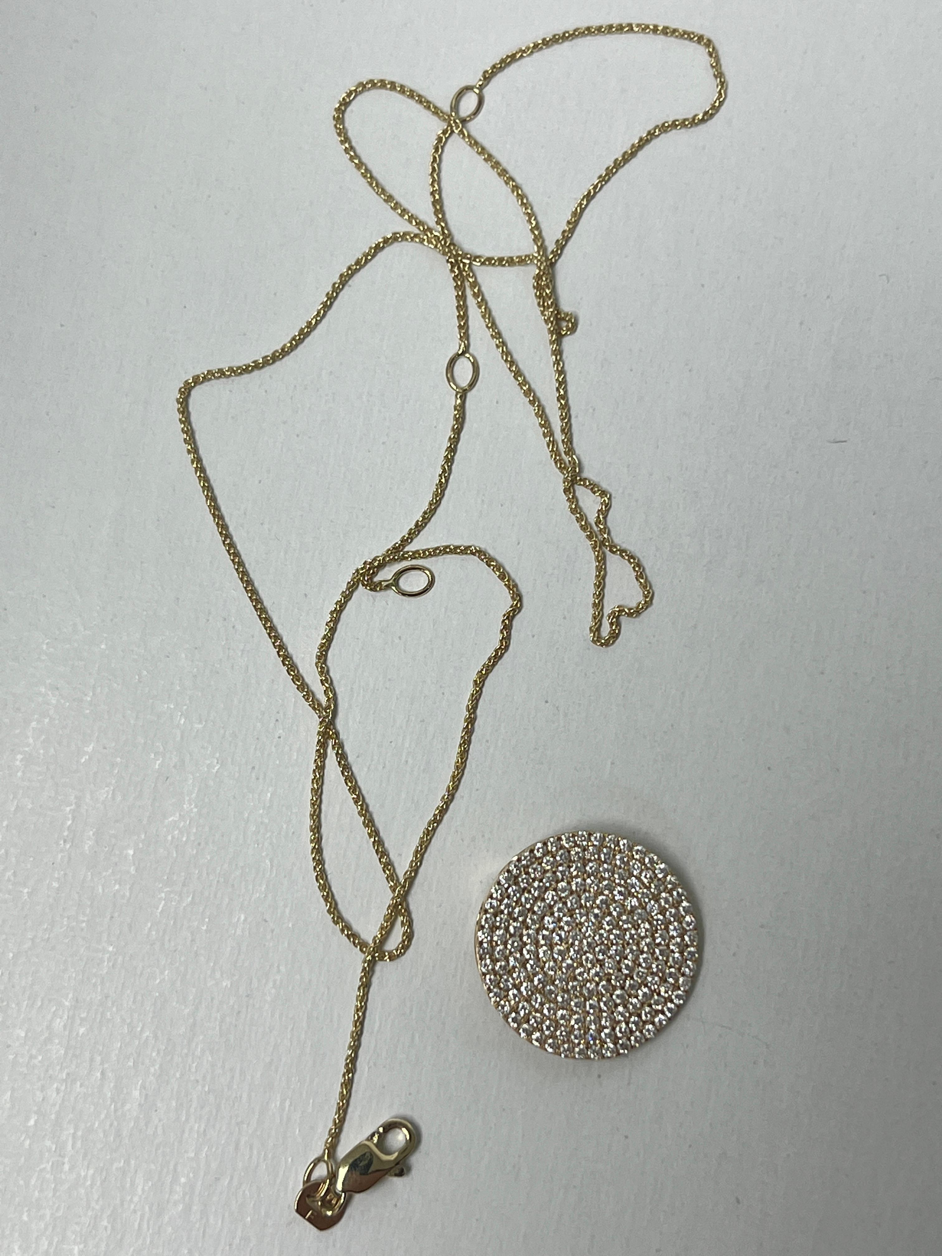 Pendentif cercle en or jaune 14K avec diamant Neuf - En vente à Great Neck, NY