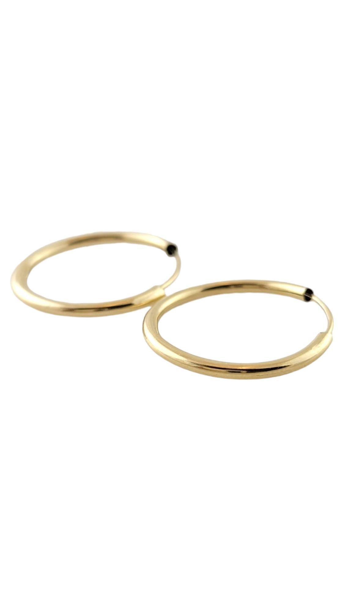 14K Yellow Gold Circle Hoop Earrings #16863 In Good Condition For Sale In Washington Depot, CT