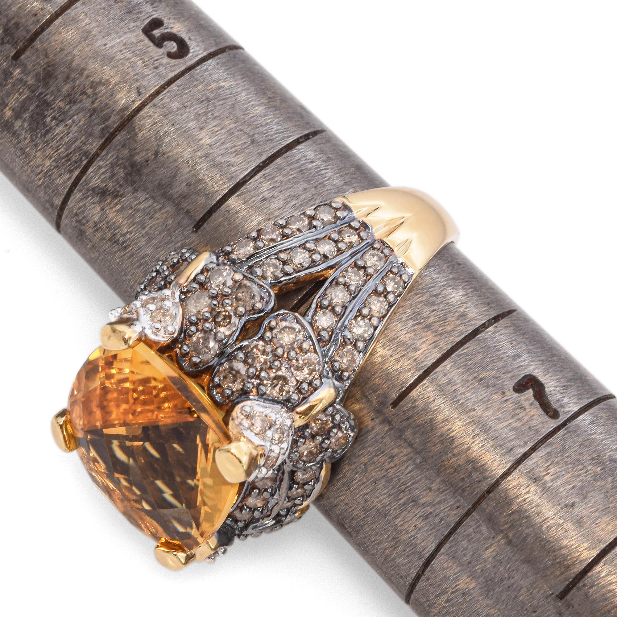 Bague cocktail en or jaune 14 carats, citrine et diamant champagne en vente 2