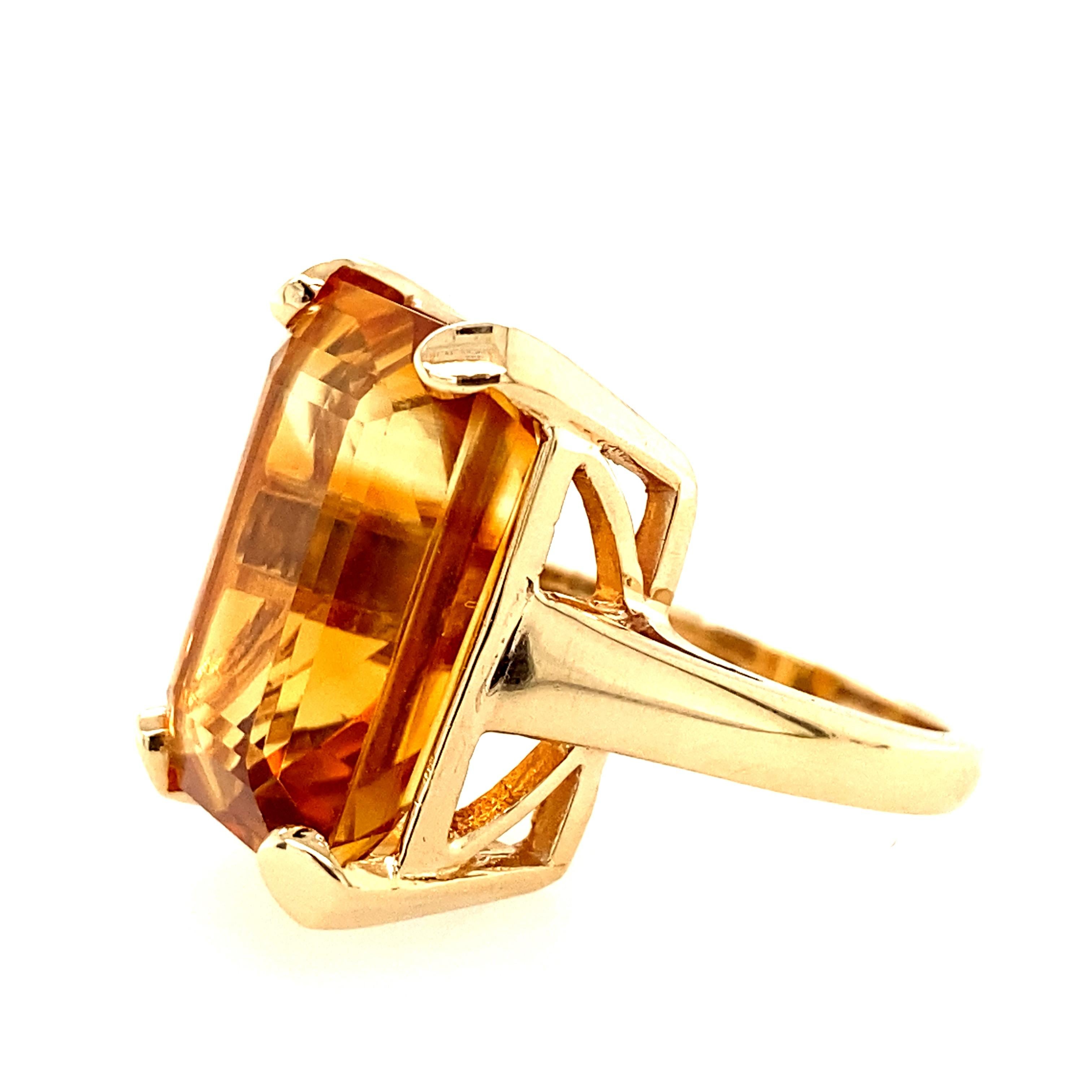 14k Yellow Gold Citrine Cocktail Ring For Sale 2
