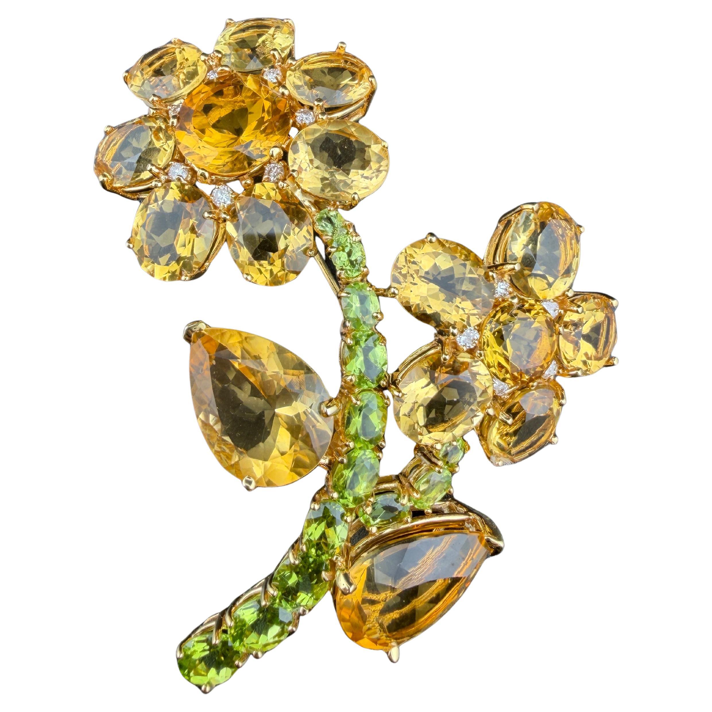 14k Yellow Gold Citrine 
Peridot Flower Brooch For Sale