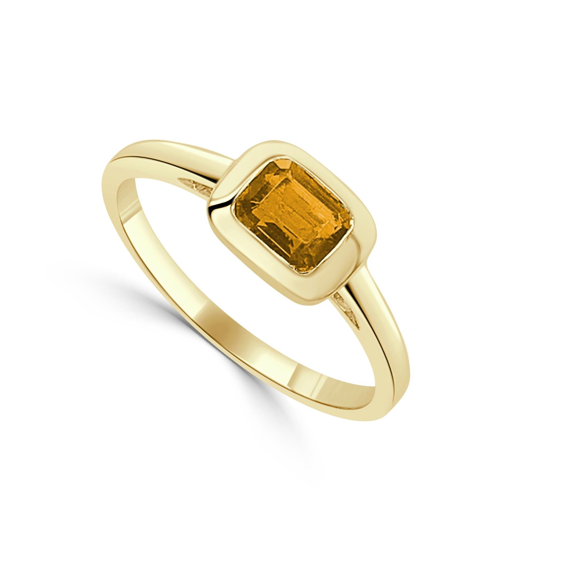 Baguette Cut 14K Yellow Gold Citrine Ring for Her For Sale