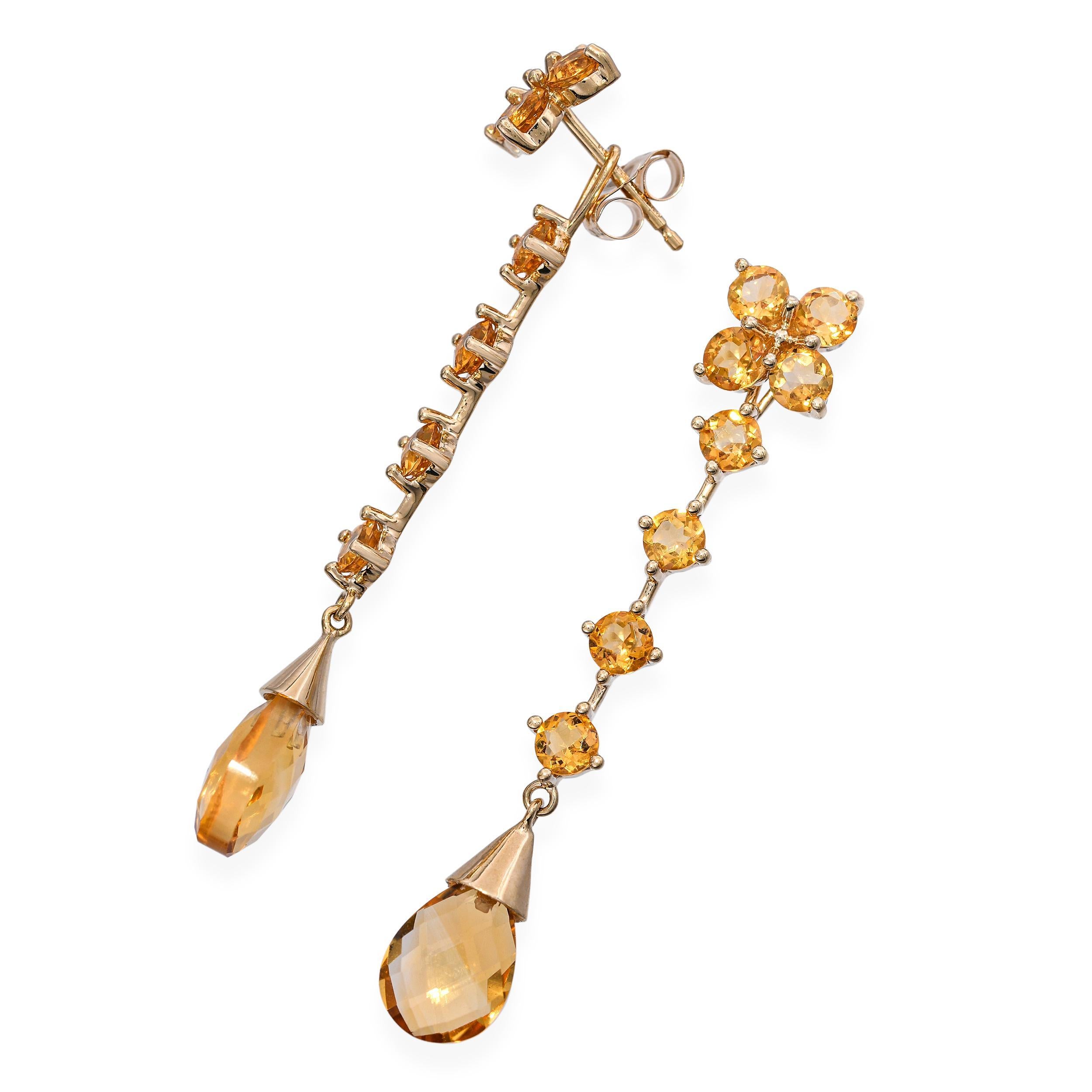 Orecchini a perno e a goccia in oro giallo 14k con motivi floreali in vendita 1