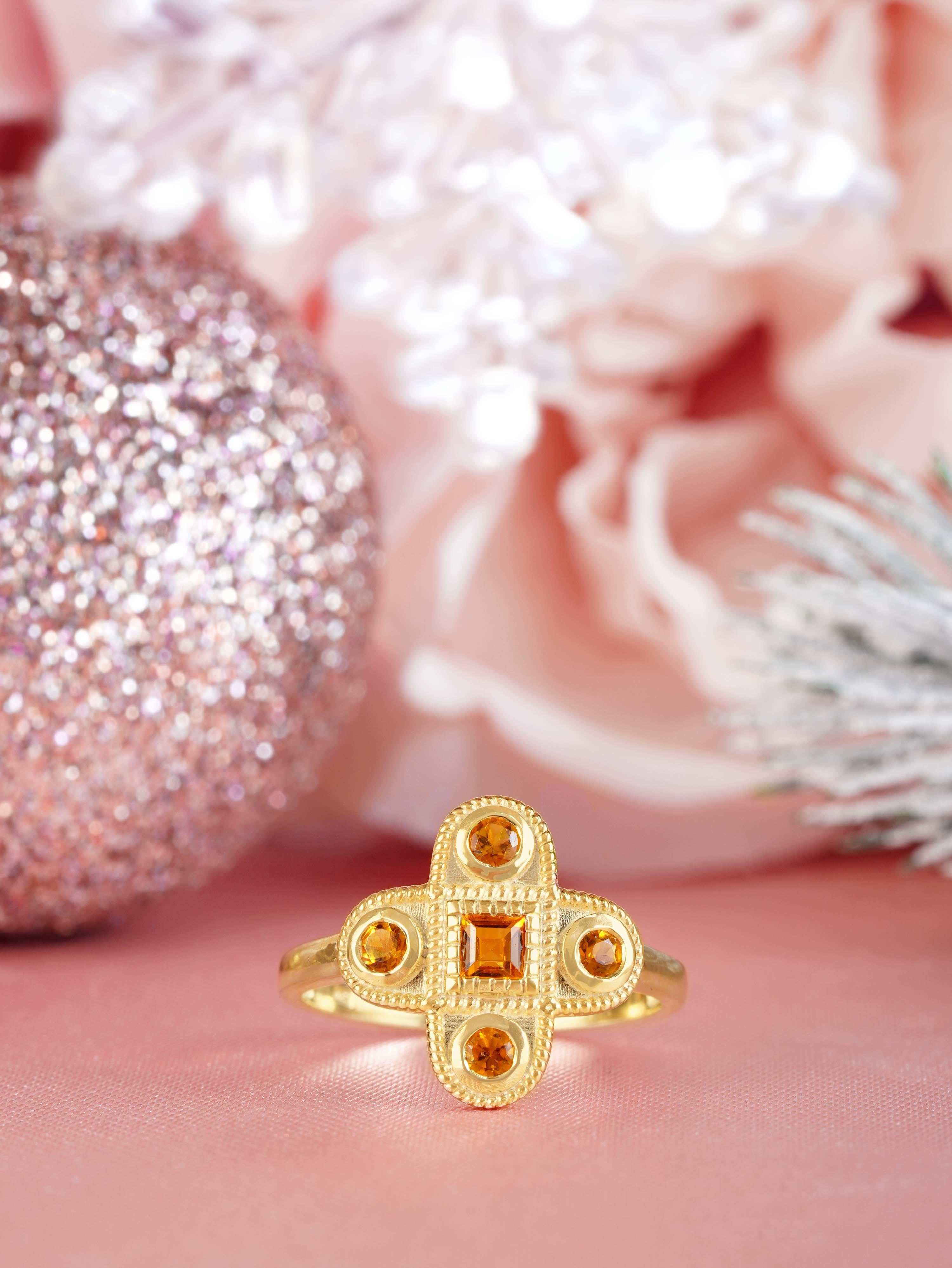 14K Yellow Gold Citrine Vintage Style Cross Cluster Ring For Sale 1