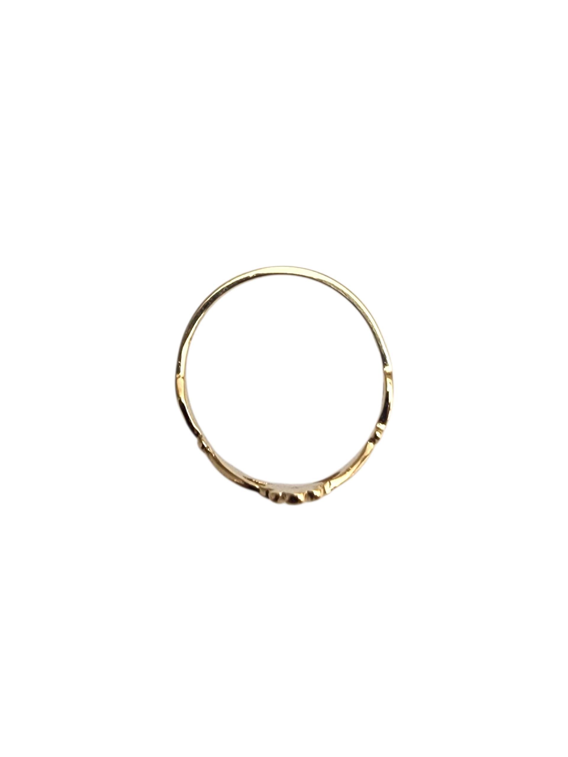 14K Yellow Gold Claddagh Baby Ring #22892 In Good Condition For Sale In Washington Depot, CT