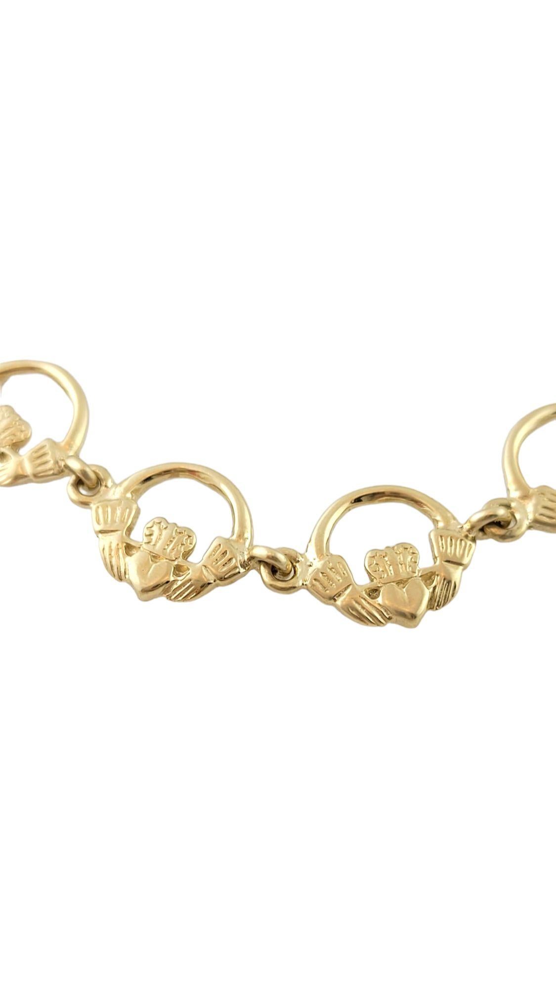  14K Yellow Gold Claddagh Bracelet #14512 In Good Condition For Sale In Washington Depot, CT