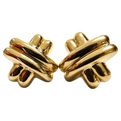 14k Yellow Gold Clasic Style Post Earrings - Stamped