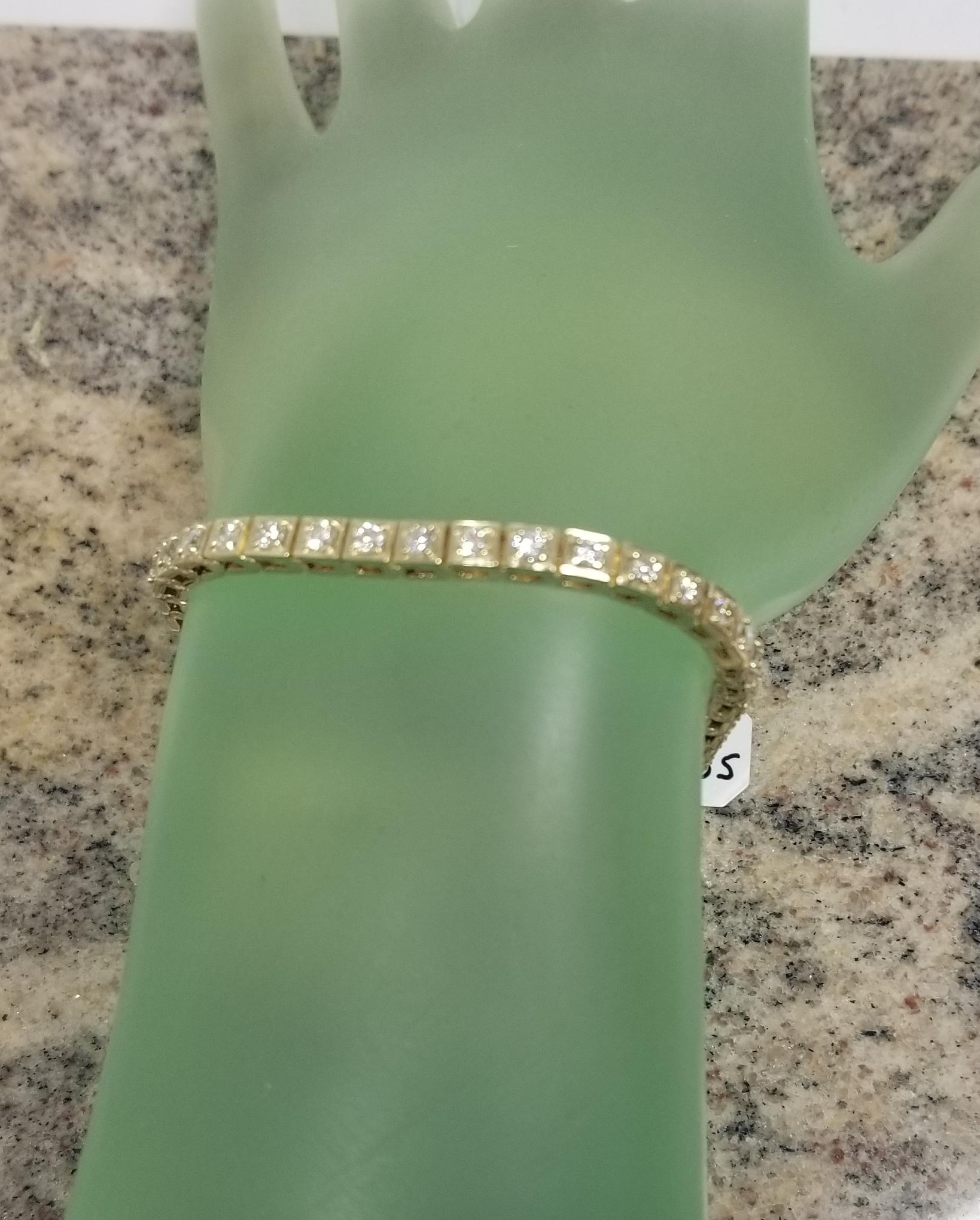 custom diamond bracelets