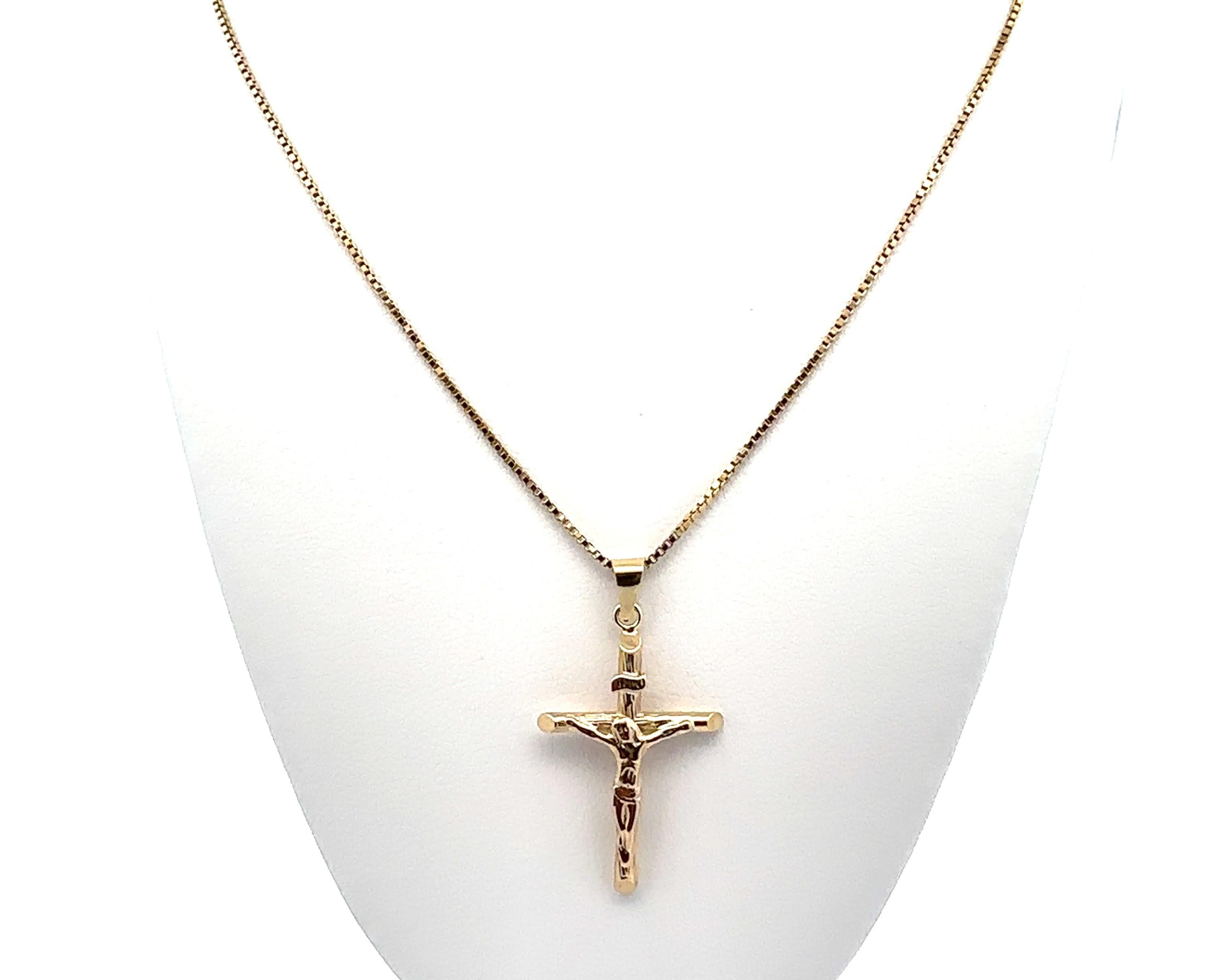 Ciondolo a croce classica in oro giallo 14k, collana A Link da 18