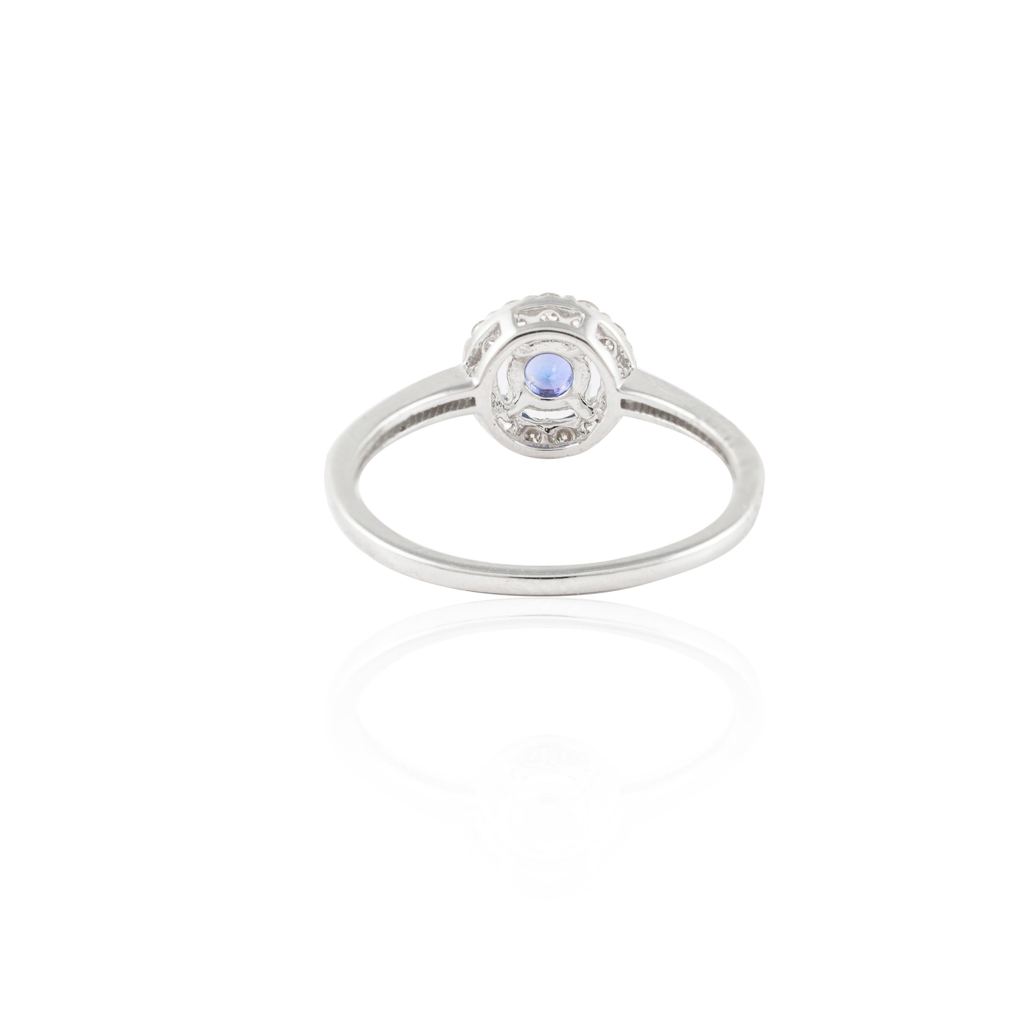 For Sale:  14K Solid White Gold Classic Round Blue Sapphire Ring with Halo Diamonds 6