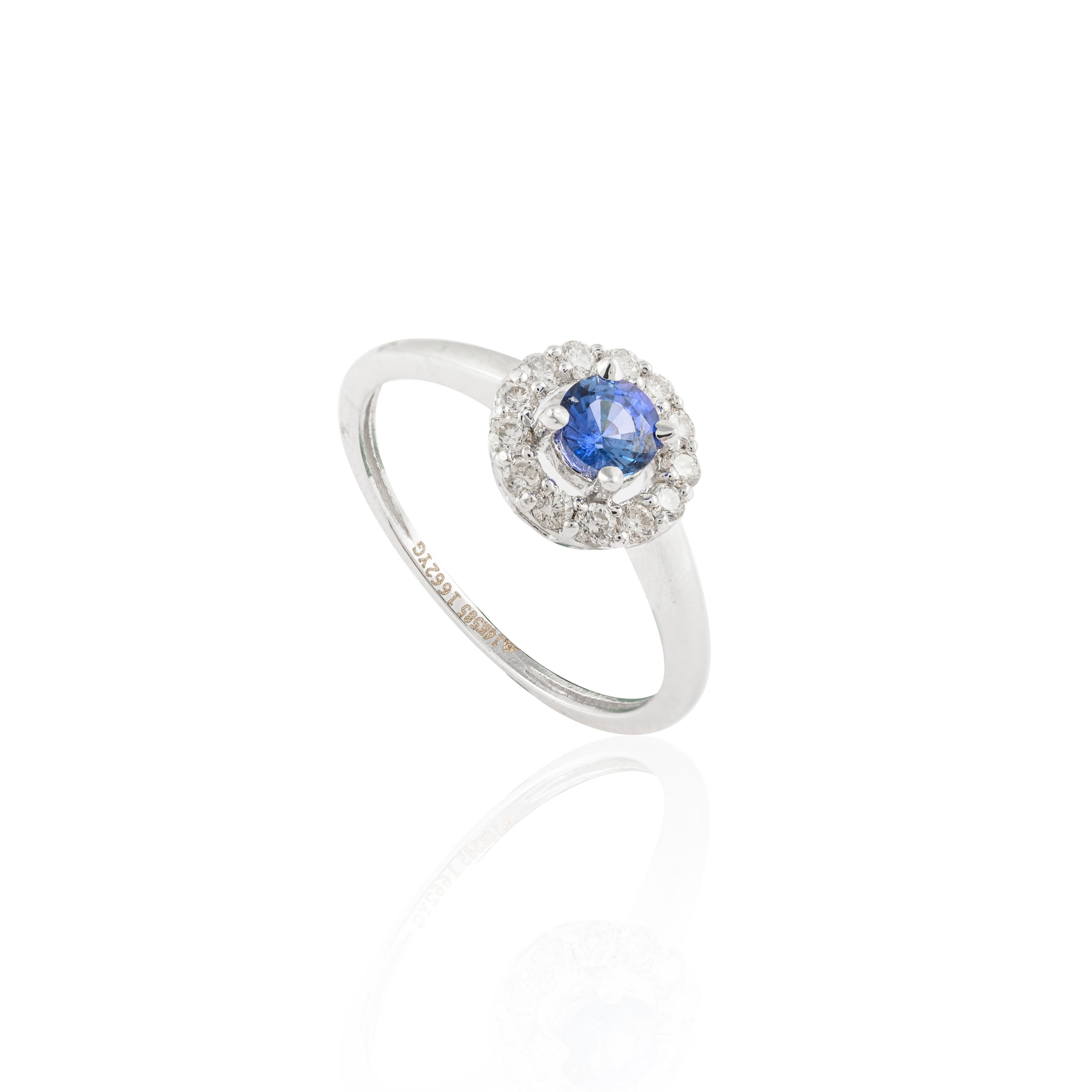 For Sale:  14K Solid White Gold Classic Round Blue Sapphire Ring with Halo Diamonds 8