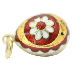 pendentif en or jaune 14k émaillé d'un œuf cloisonné