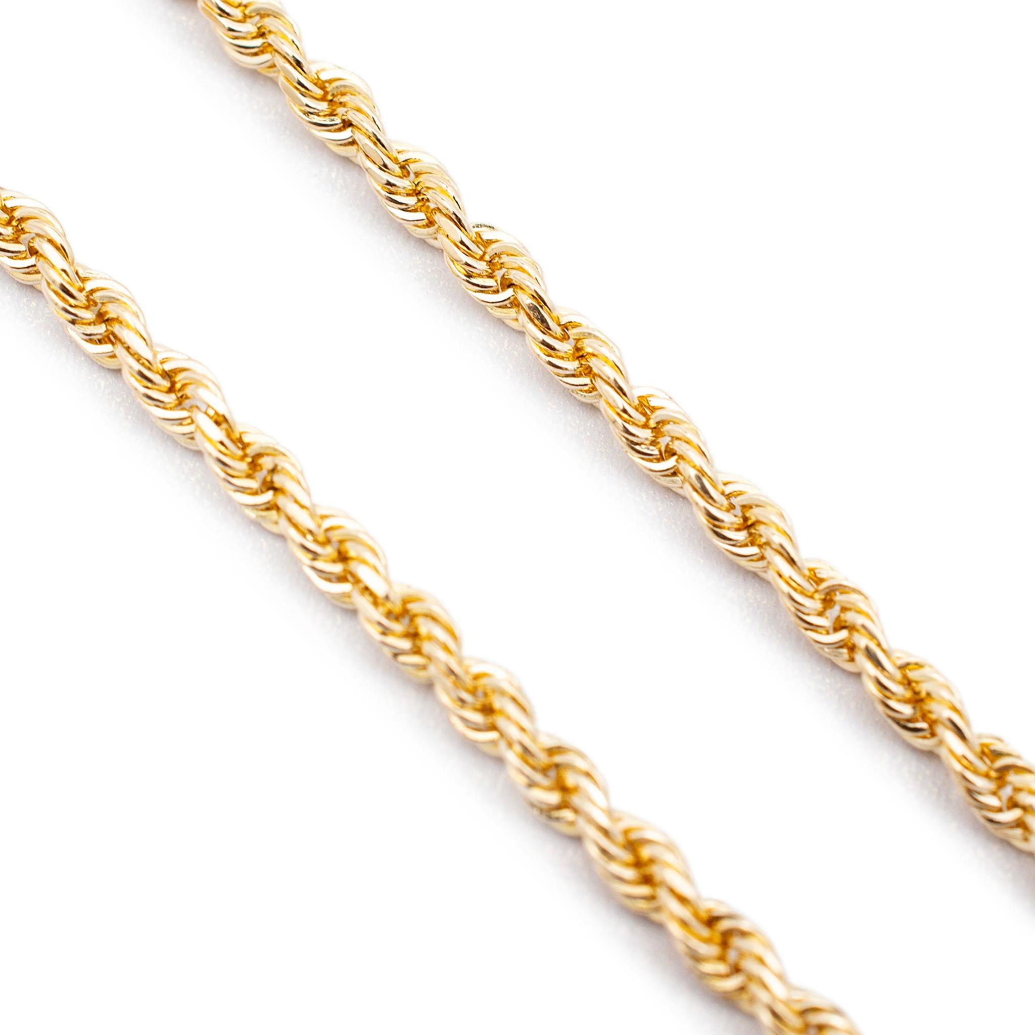 Collier pendentif Hamsa en or jaune 14 carats avec grappe de diamants Excellent état - En vente à Houston, TX