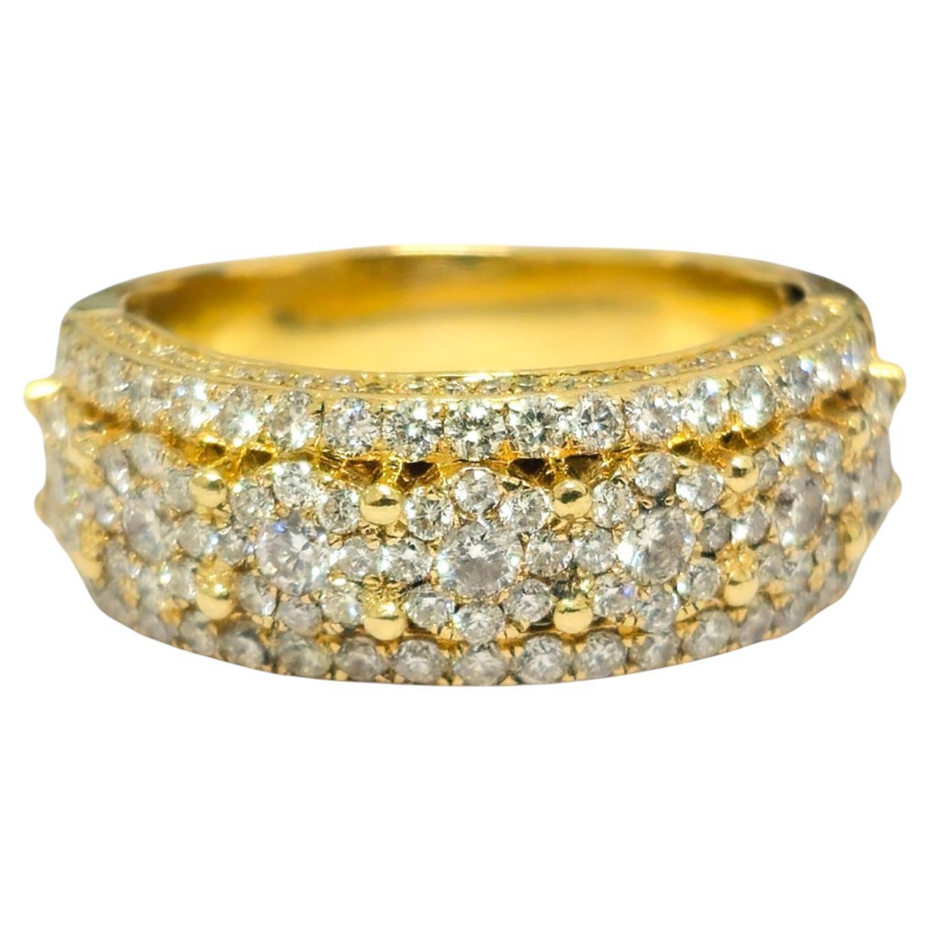 Bague en or jaune 14 carats avec grappe de diamants