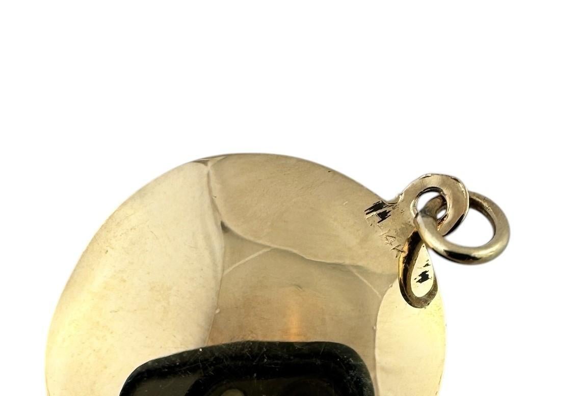 14K Yellow Gold Cocker Spaniel Dog Circle Pendant #19600 In Good Condition In Washington Depot, CT