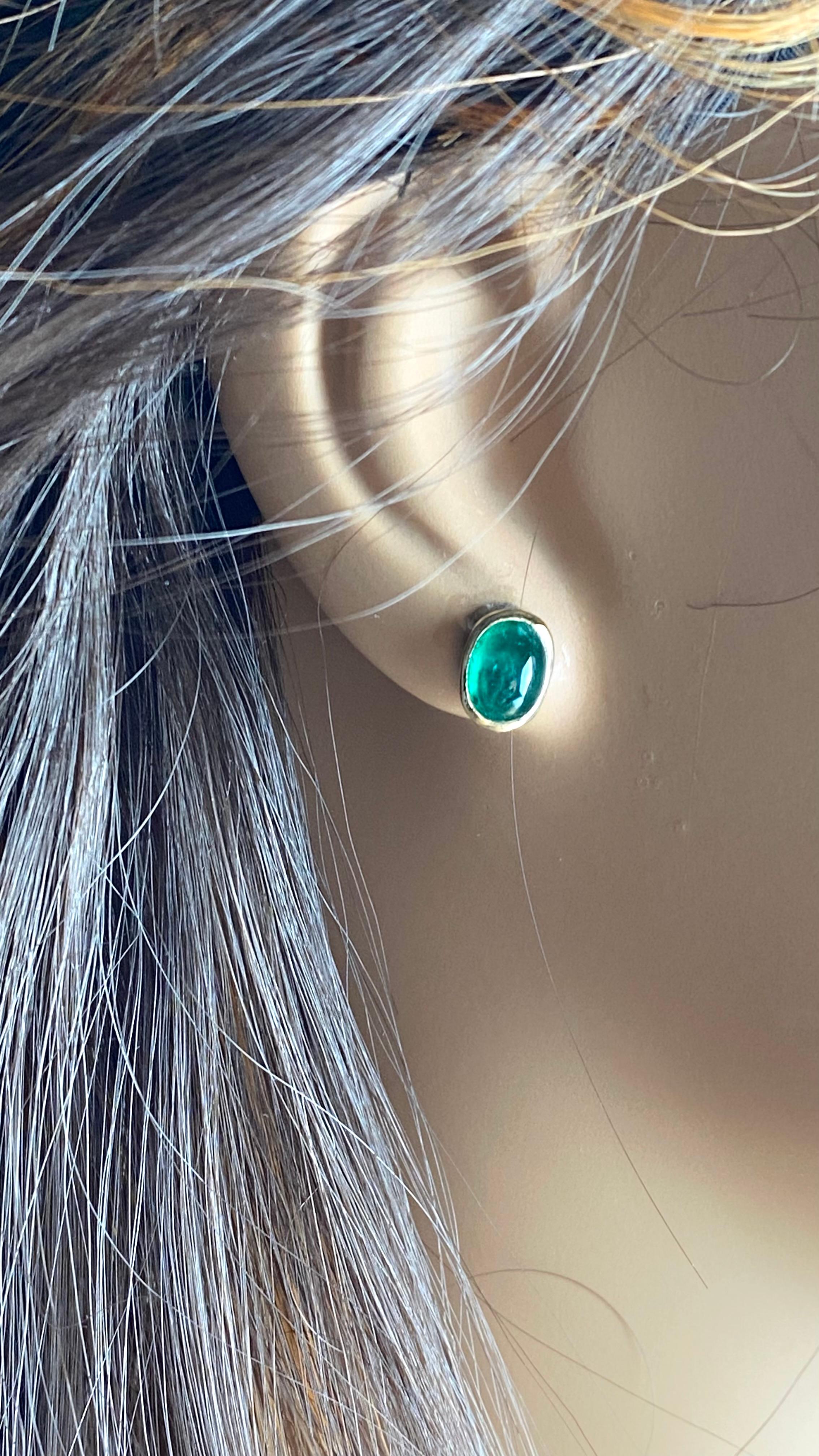 14K Yellow Gold Colombian Cabochon Emerald Bezel Set Stud Earrings 2