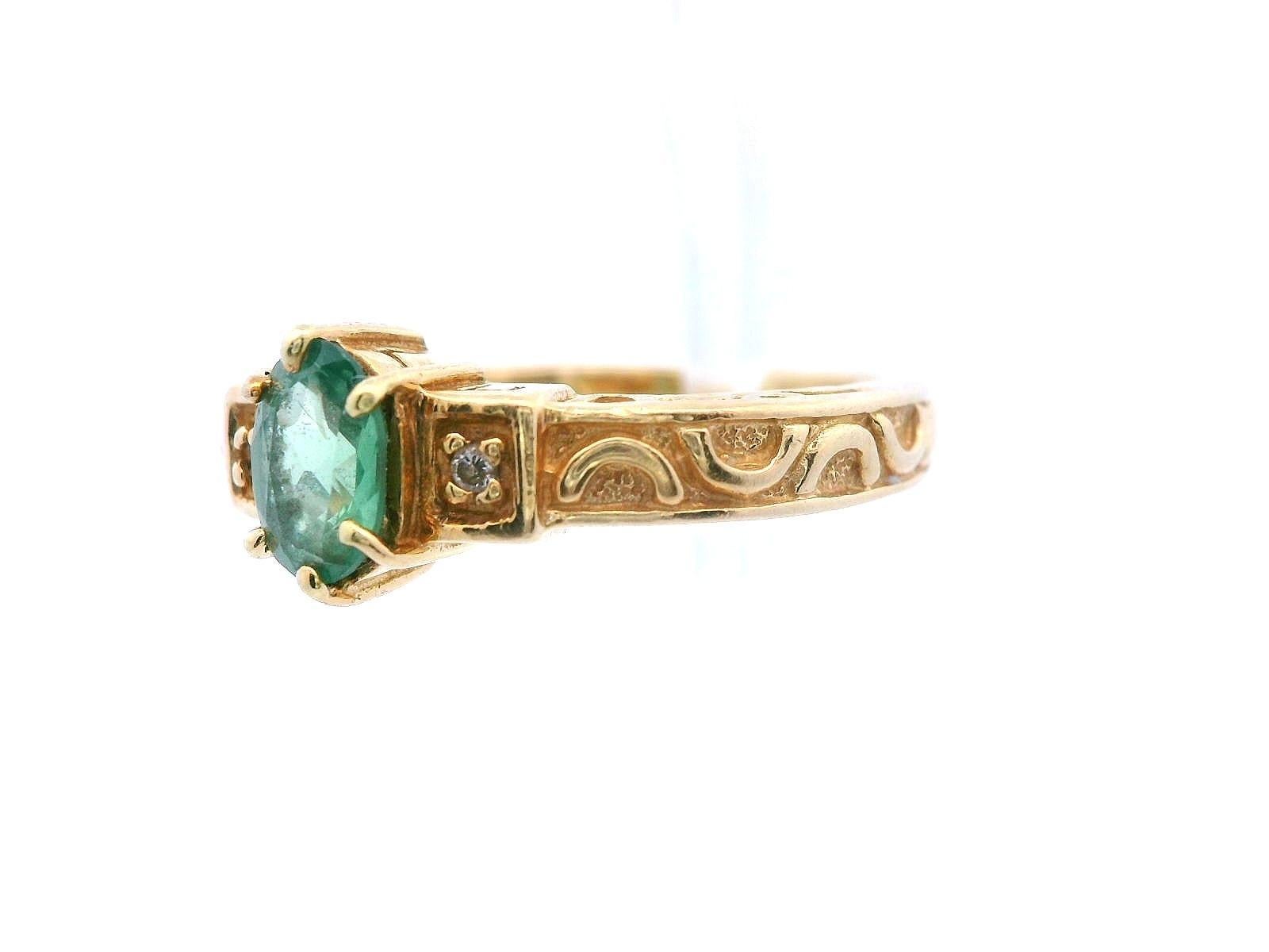 Oval Cut 14K Yellow Gold Color Change Alexandrite & Diamond Ring