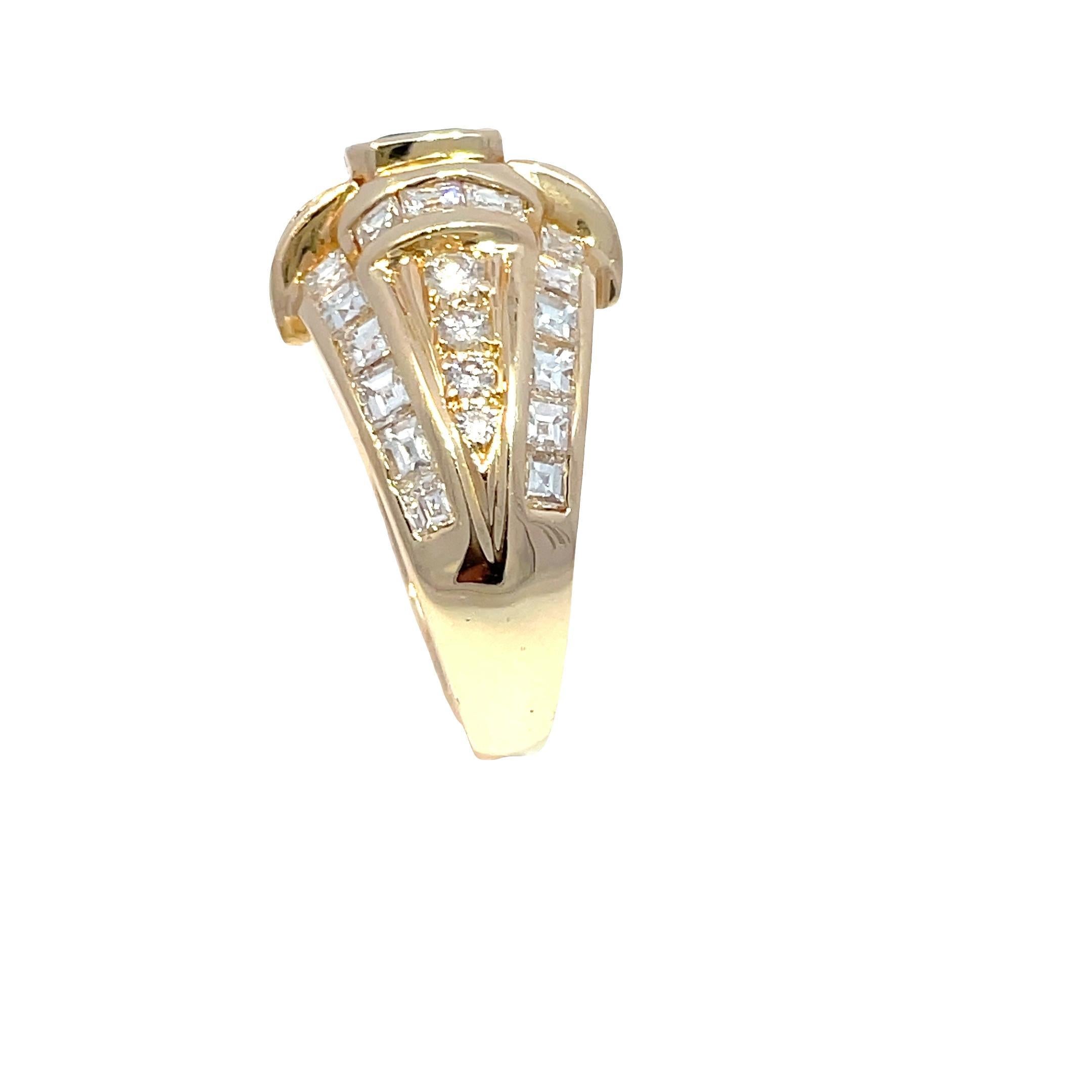 14k Gelbgold Kolumbianischer Smaragd und Carrs Diamant Herrenring (Smaragdschliff) im Angebot